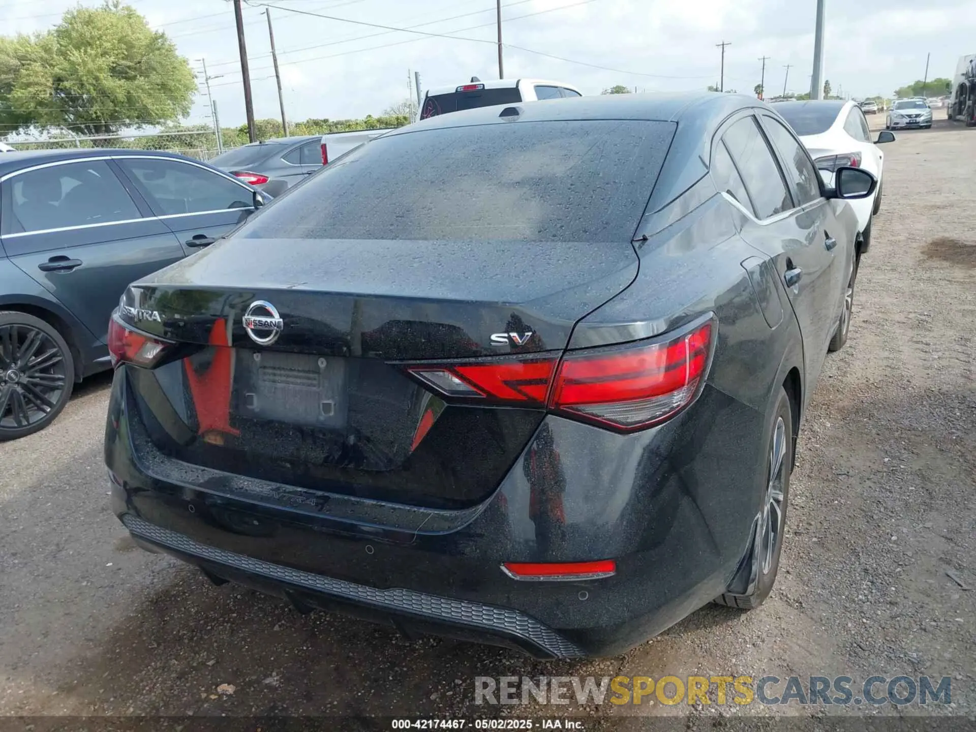 4 Photograph of a damaged car 3N1AB8CV8MY243722 NISSAN SENTRA 2021