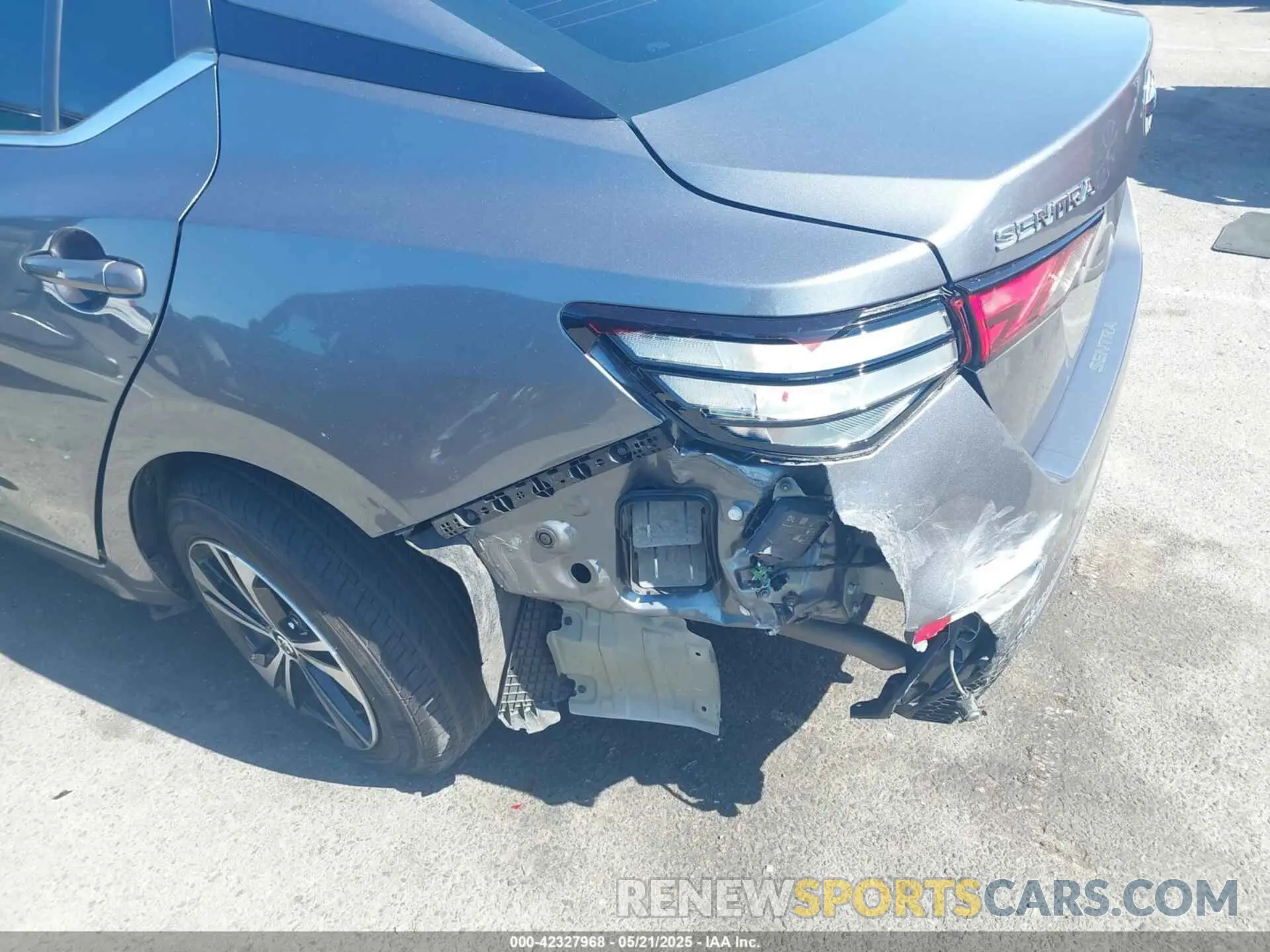 6 Photograph of a damaged car 3N1AB8CV8MY307712 NISSAN SENTRA 2021