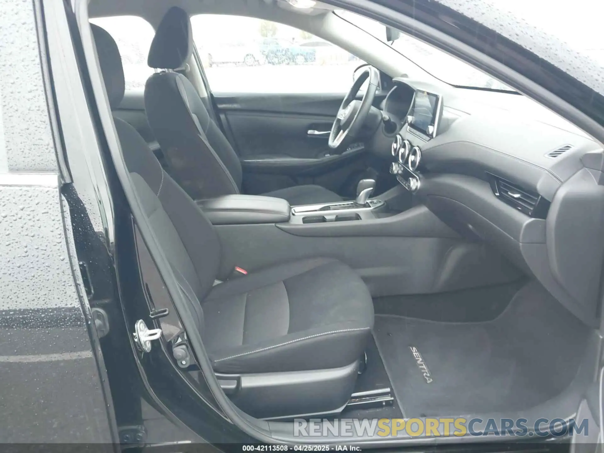 5 Photograph of a damaged car 3N1AB8CVXMY282604 NISSAN SENTRA 2021