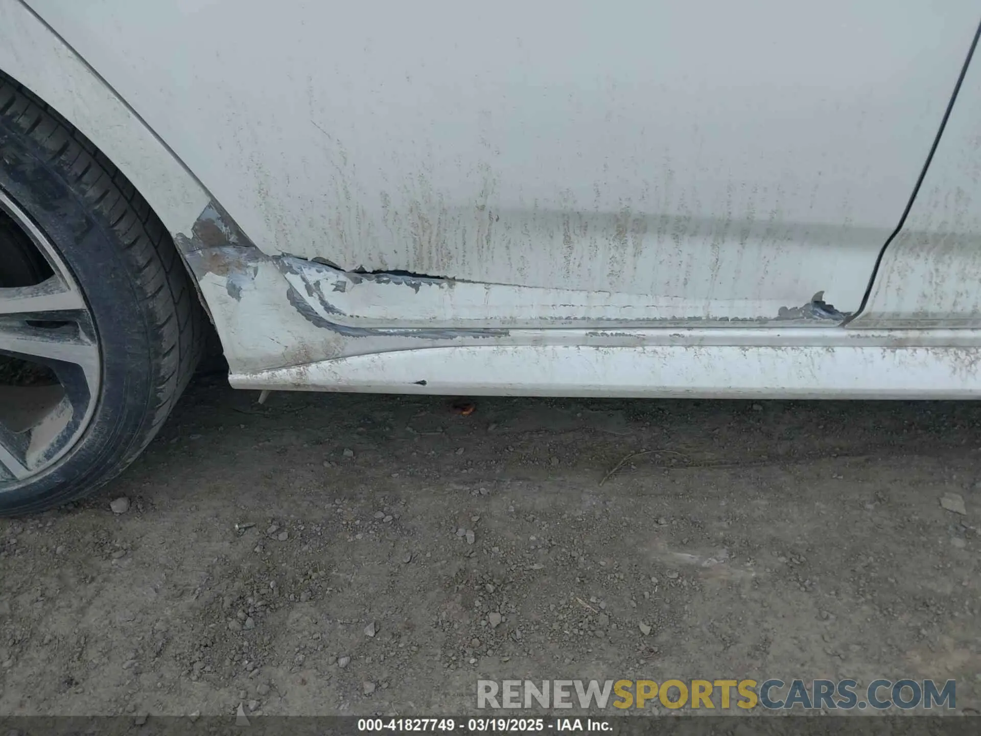 17 Photograph of a damaged car 3N1AB8DV0MY305161 NISSAN SENTRA 2021
