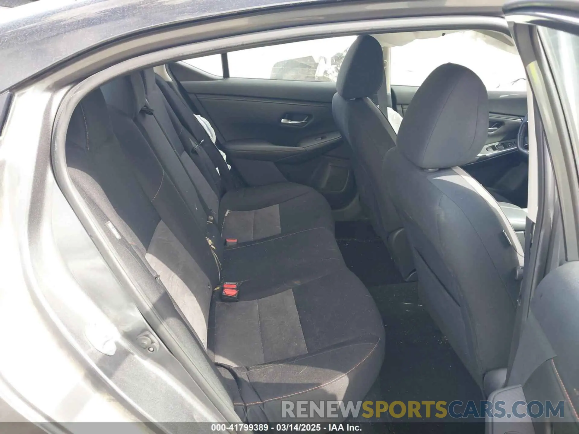 8 Photograph of a damaged car 3N1AB8DV2MY241785 NISSAN SENTRA 2021