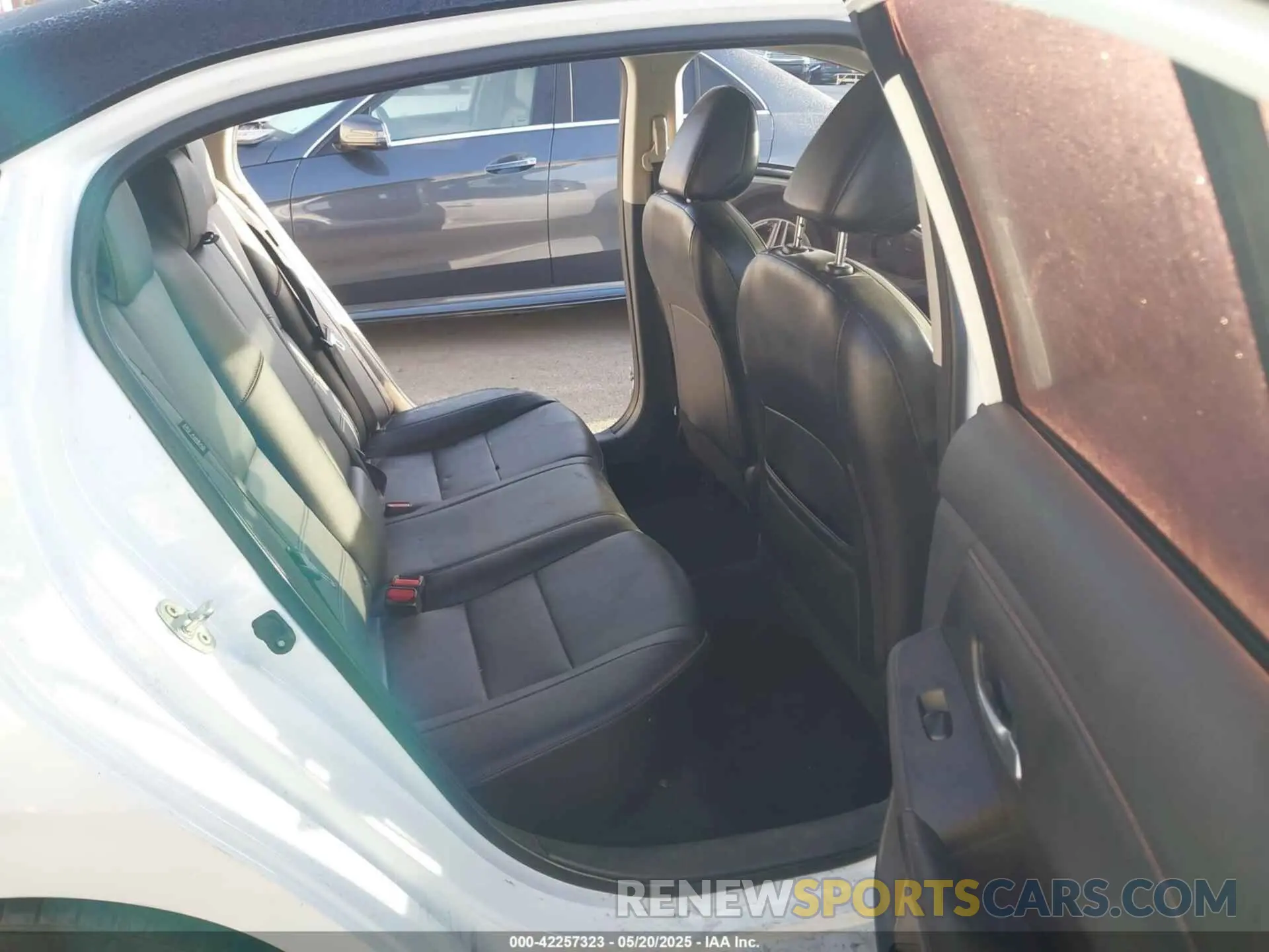 8 Photograph of a damaged car 3N1AB8DV2MY244993 NISSAN SENTRA 2021