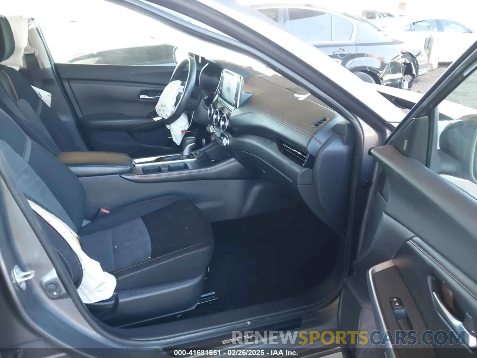 5 Photograph of a damaged car 3N1AB8DV5MY208926 NISSAN SENTRA 2021