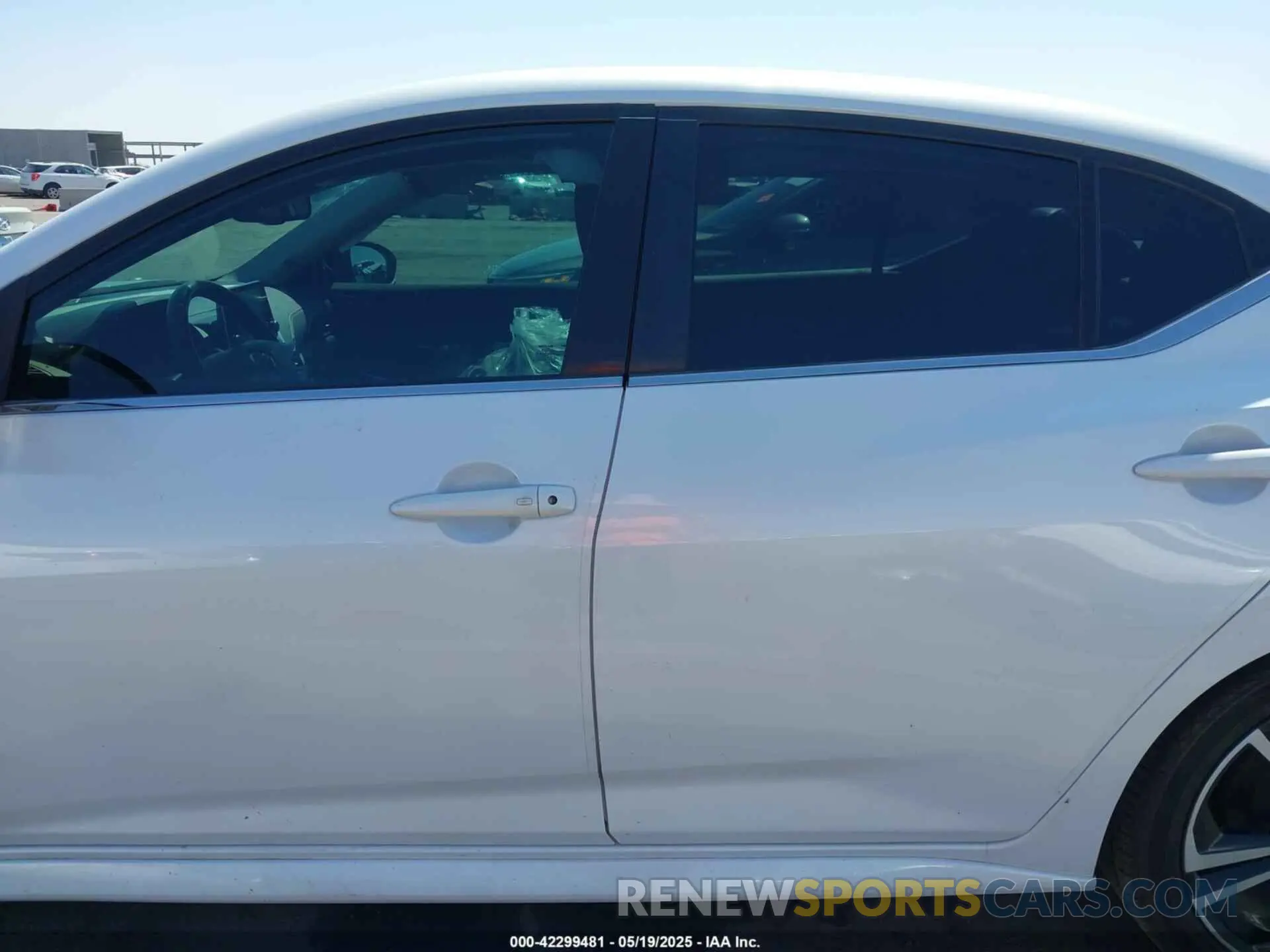 14 Photograph of a damaged car 3N1AB8DV5MY218128 NISSAN SENTRA 2021