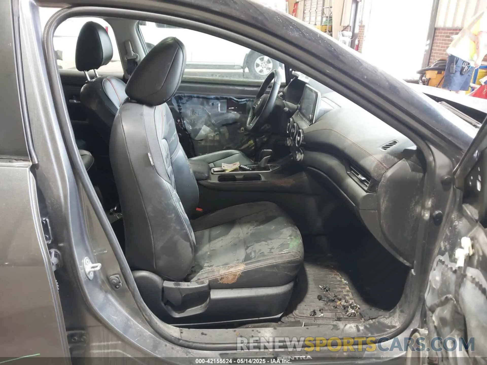 5 Photograph of a damaged car 3N1AB8DV6MY211754 NISSAN SENTRA 2021