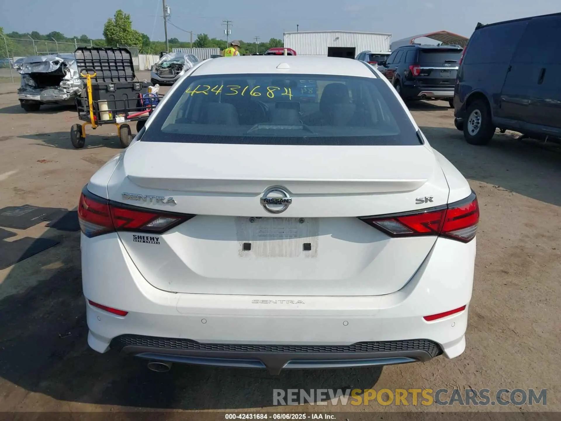 17 Photograph of a damaged car 3N1AB8DV6MY317833 NISSAN SENTRA 2021