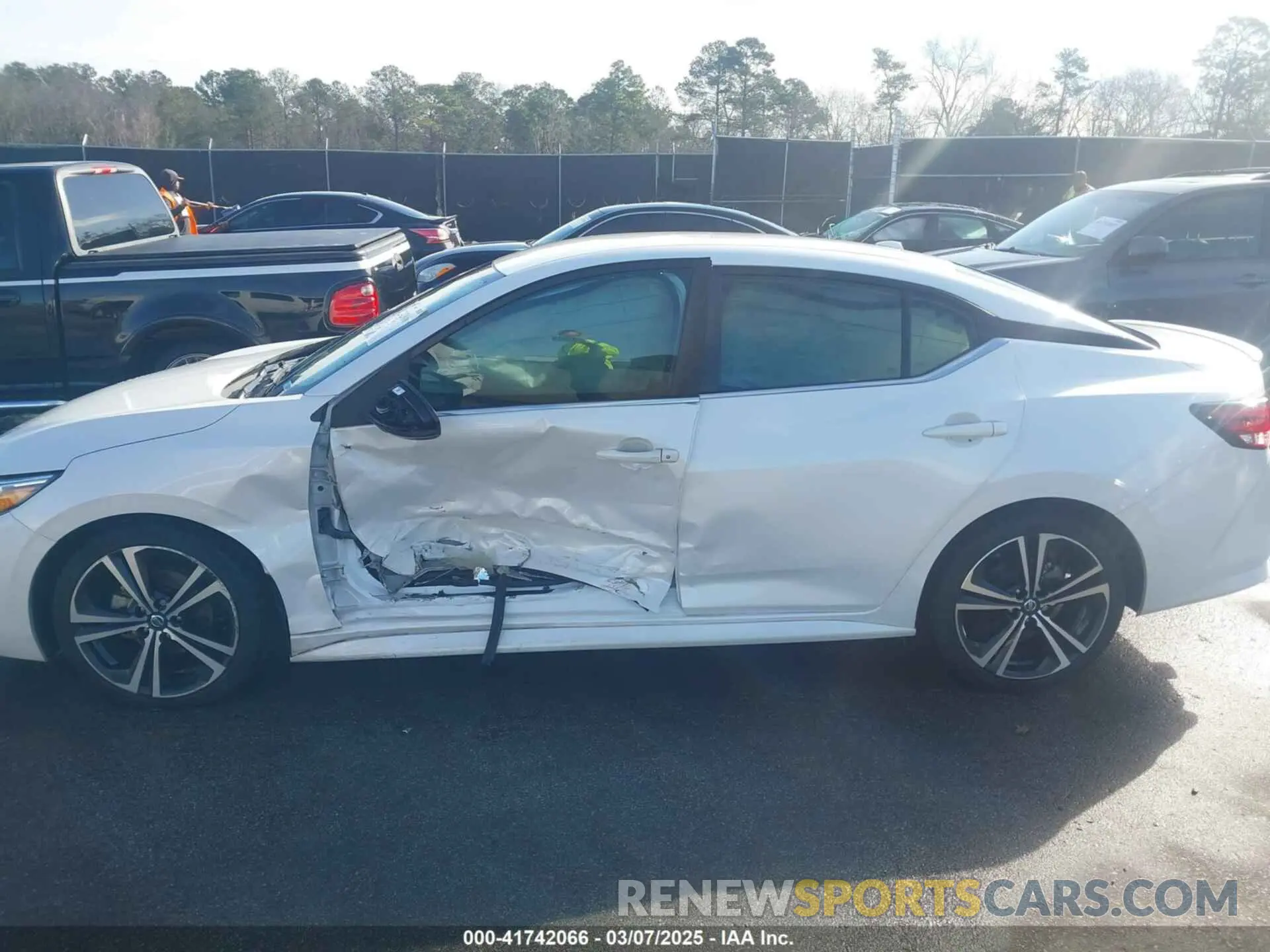 14 Photograph of a damaged car 3N1AB8DV7MY208944 NISSAN SENTRA 2021
