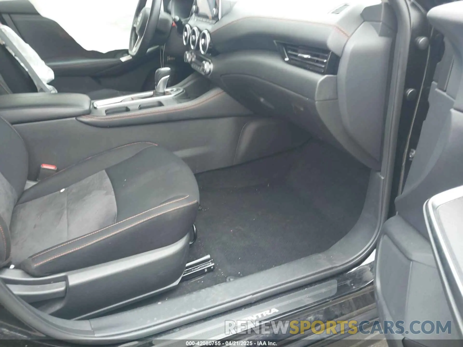 5 Photograph of a damaged car 3N1AB8DVXMY225950 NISSAN SENTRA 2021