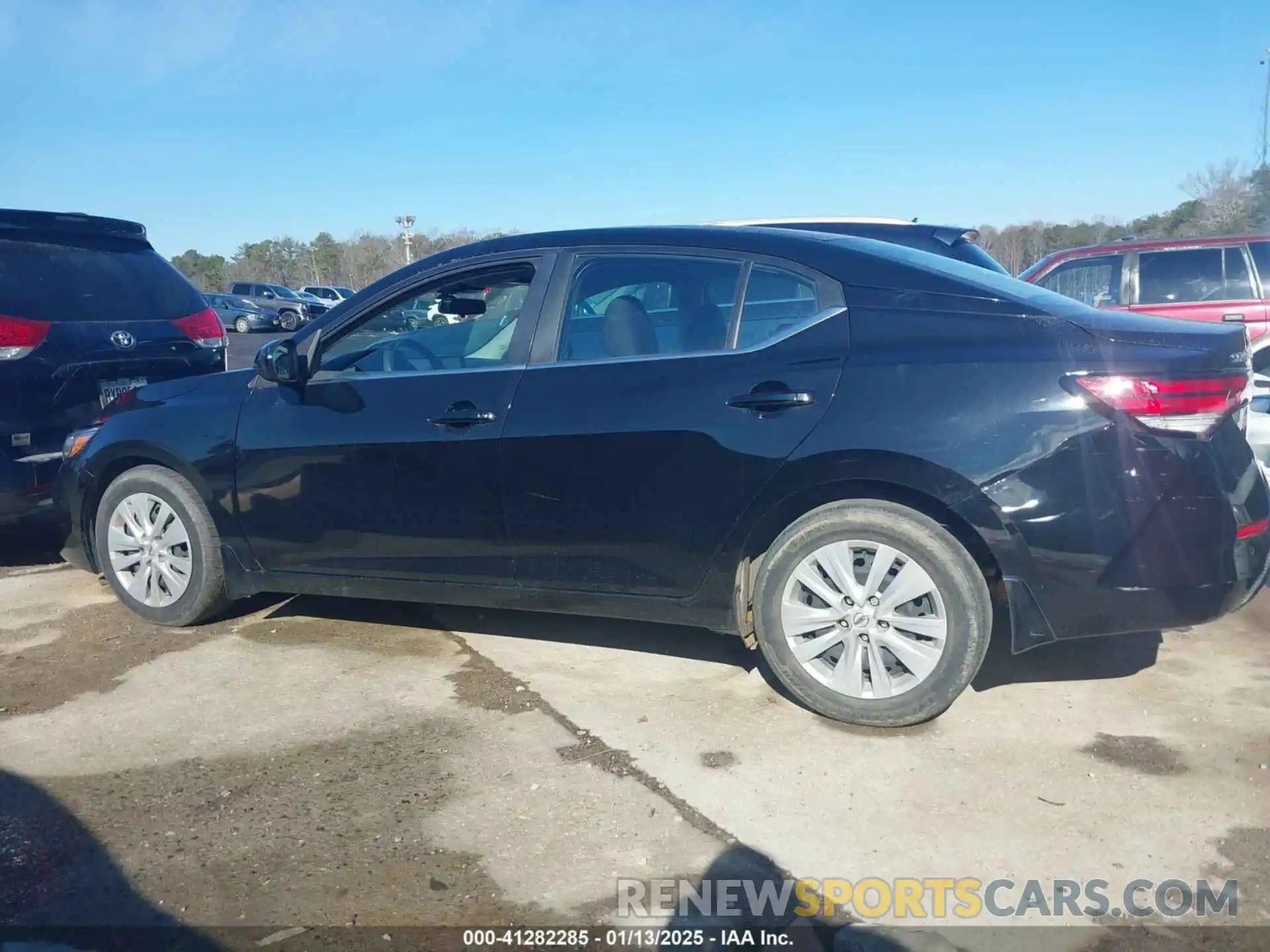 14 Photograph of a damaged car 3N1AB8BV0NY276118 NISSAN SENTRA 2022