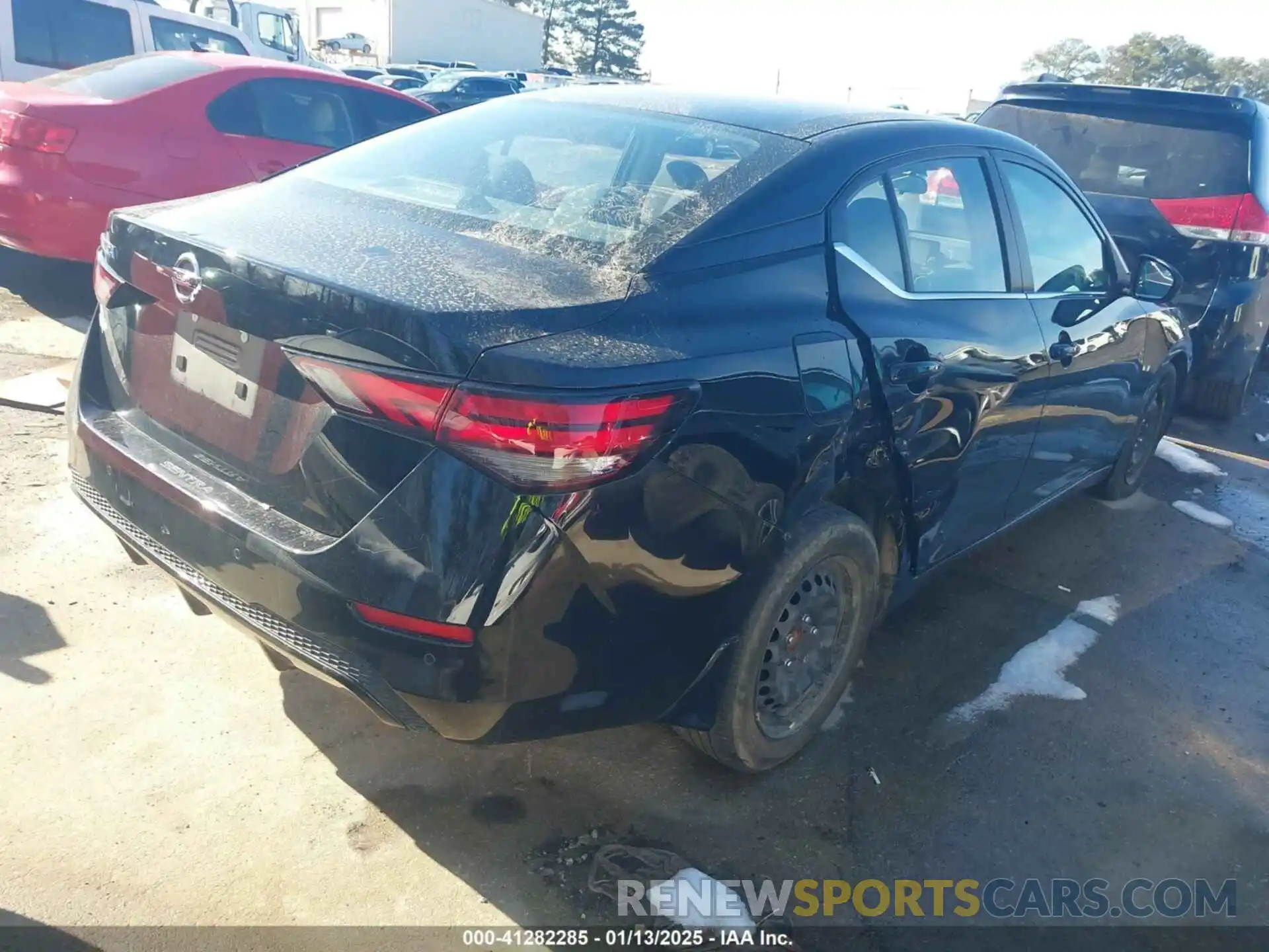 4 Photograph of a damaged car 3N1AB8BV0NY276118 NISSAN SENTRA 2022