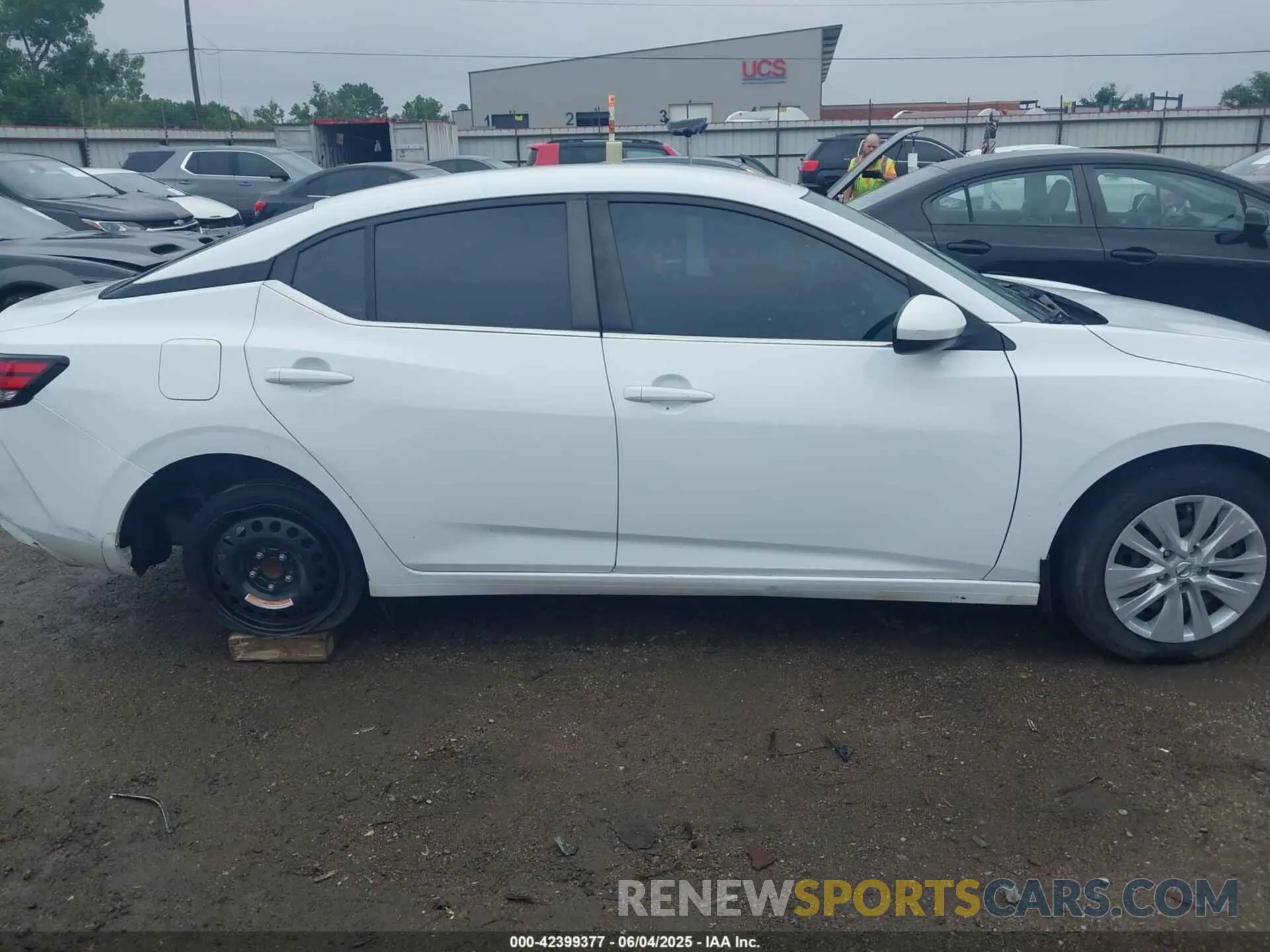 14 Photograph of a damaged car 3N1AB8BV1NY240129 NISSAN SENTRA 2022