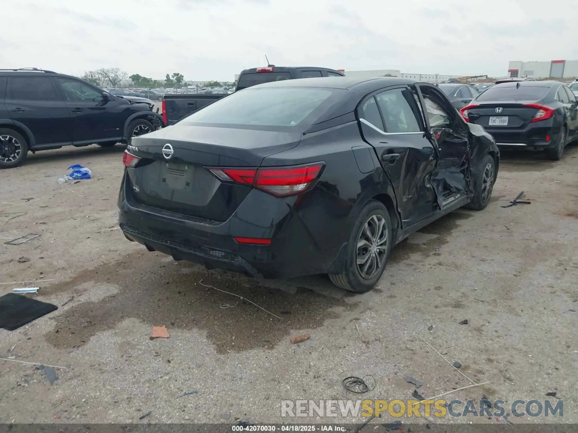 4 Photograph of a damaged car 3N1AB8BV2NY228510 NISSAN SENTRA 2022