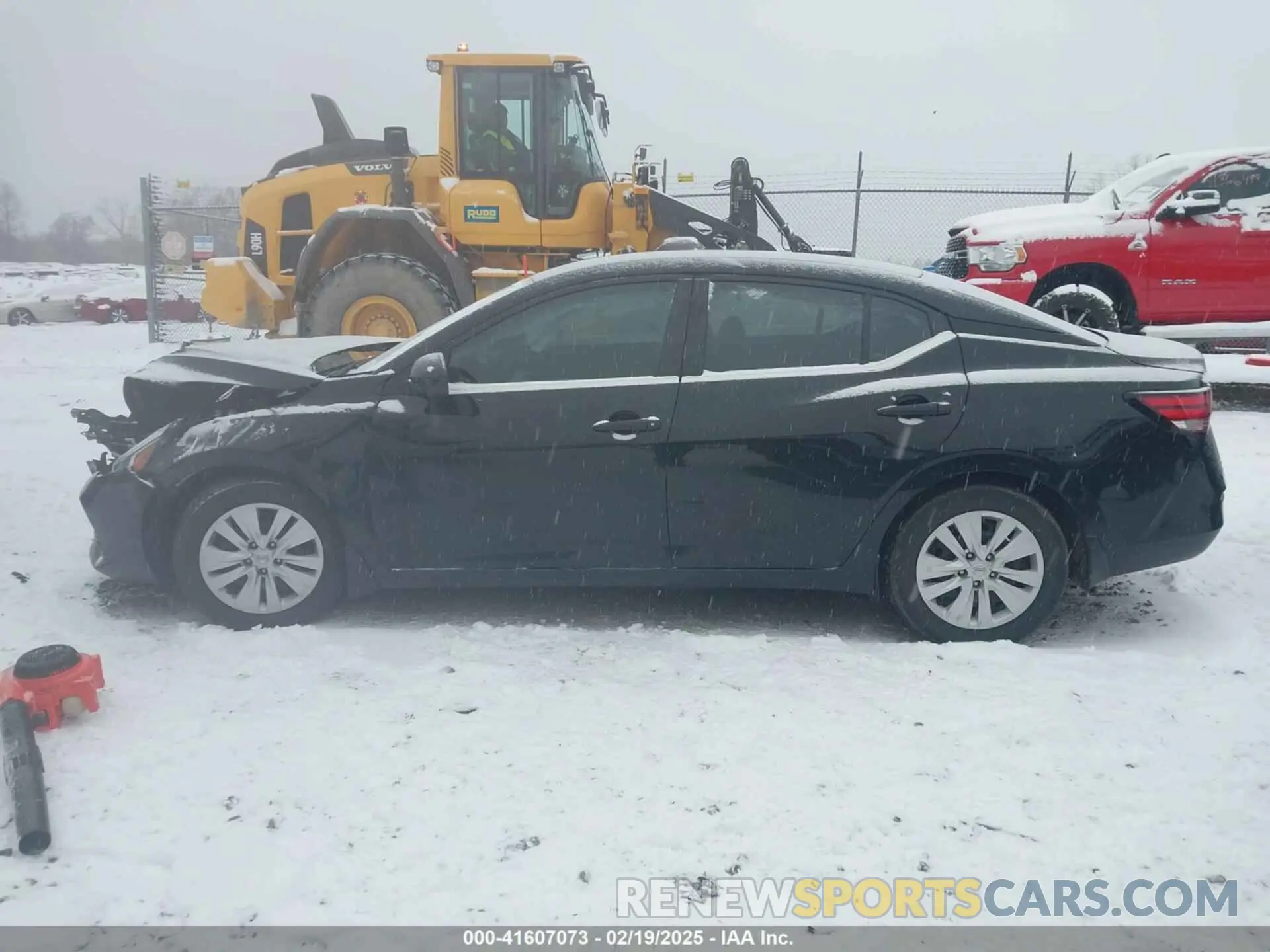 14 Photograph of a damaged car 3N1AB8BV2NY282566 NISSAN SENTRA 2022