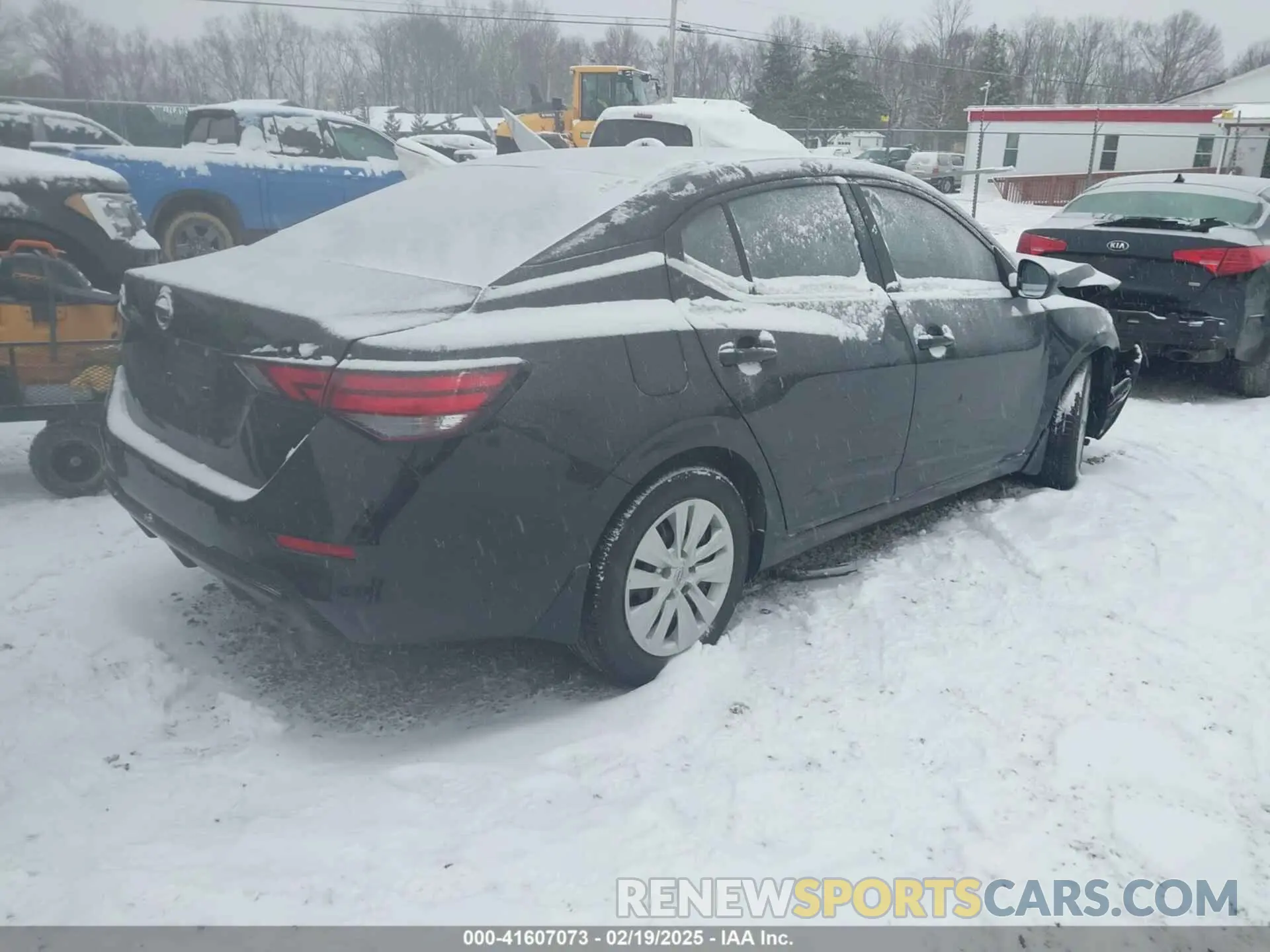 4 Photograph of a damaged car 3N1AB8BV2NY282566 NISSAN SENTRA 2022
