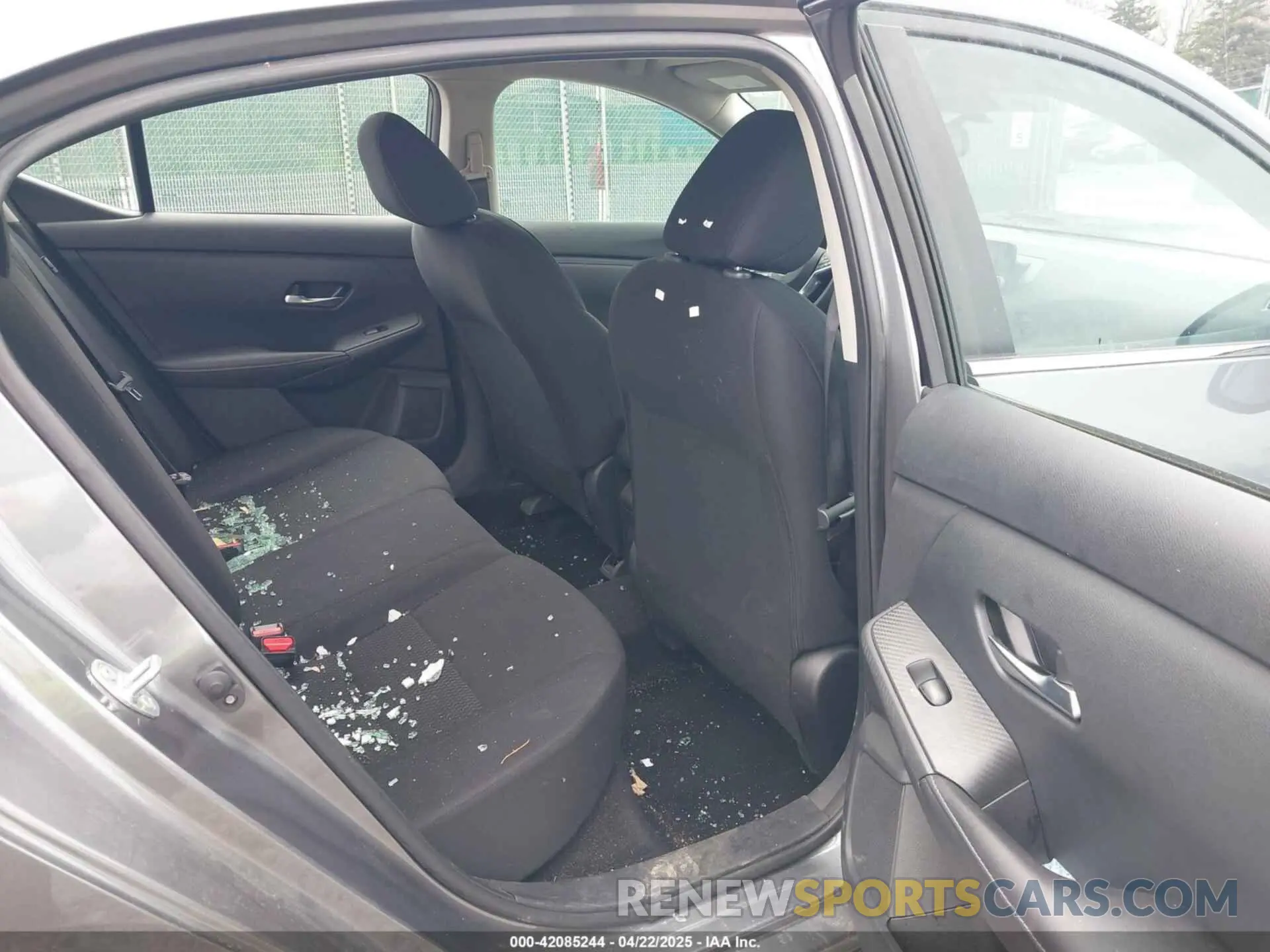 8 Photograph of a damaged car 3N1AB8BV3NY308088 NISSAN SENTRA 2022