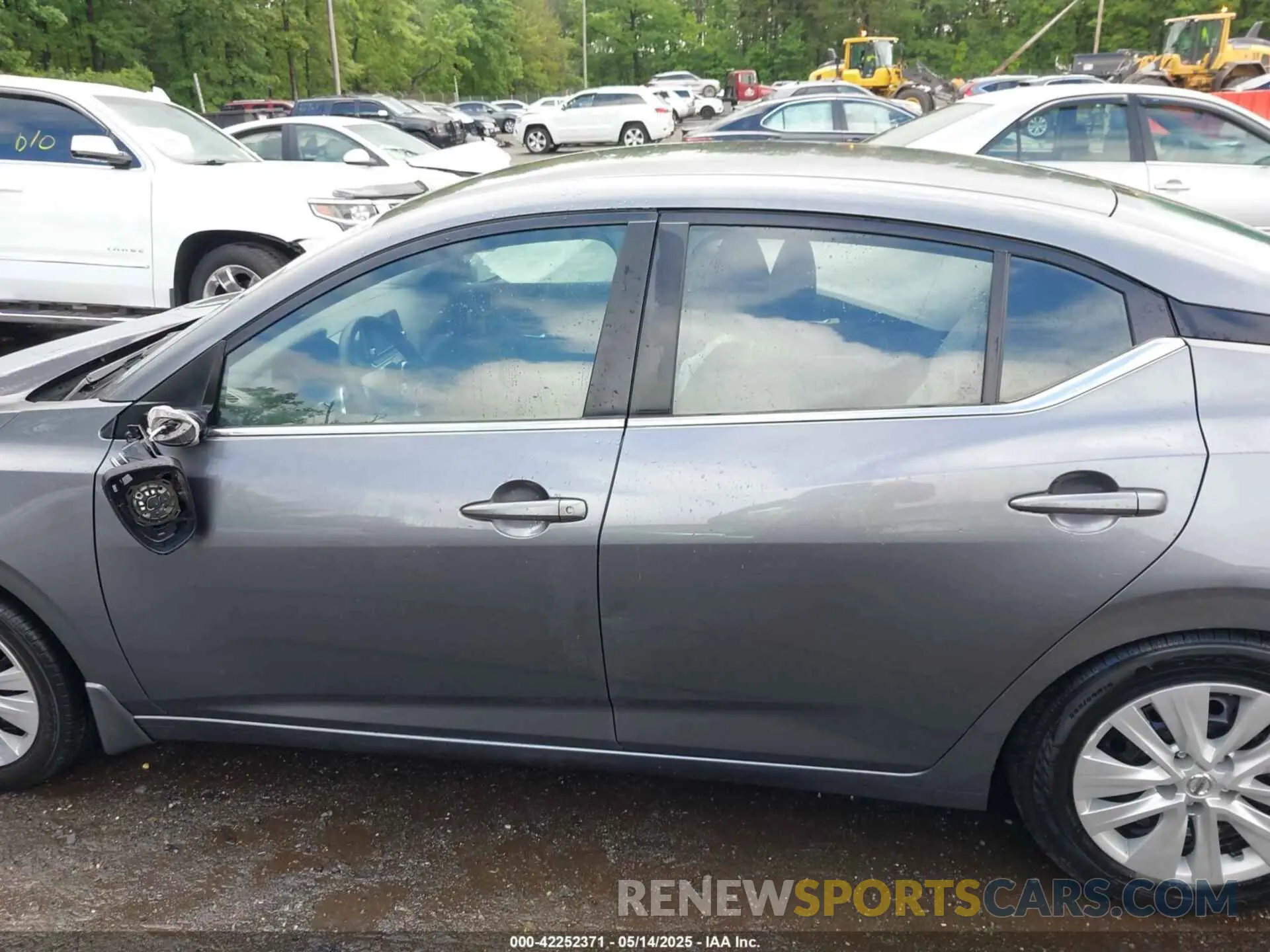 14 Photograph of a damaged car 3N1AB8BV4NY239377 NISSAN SENTRA 2022