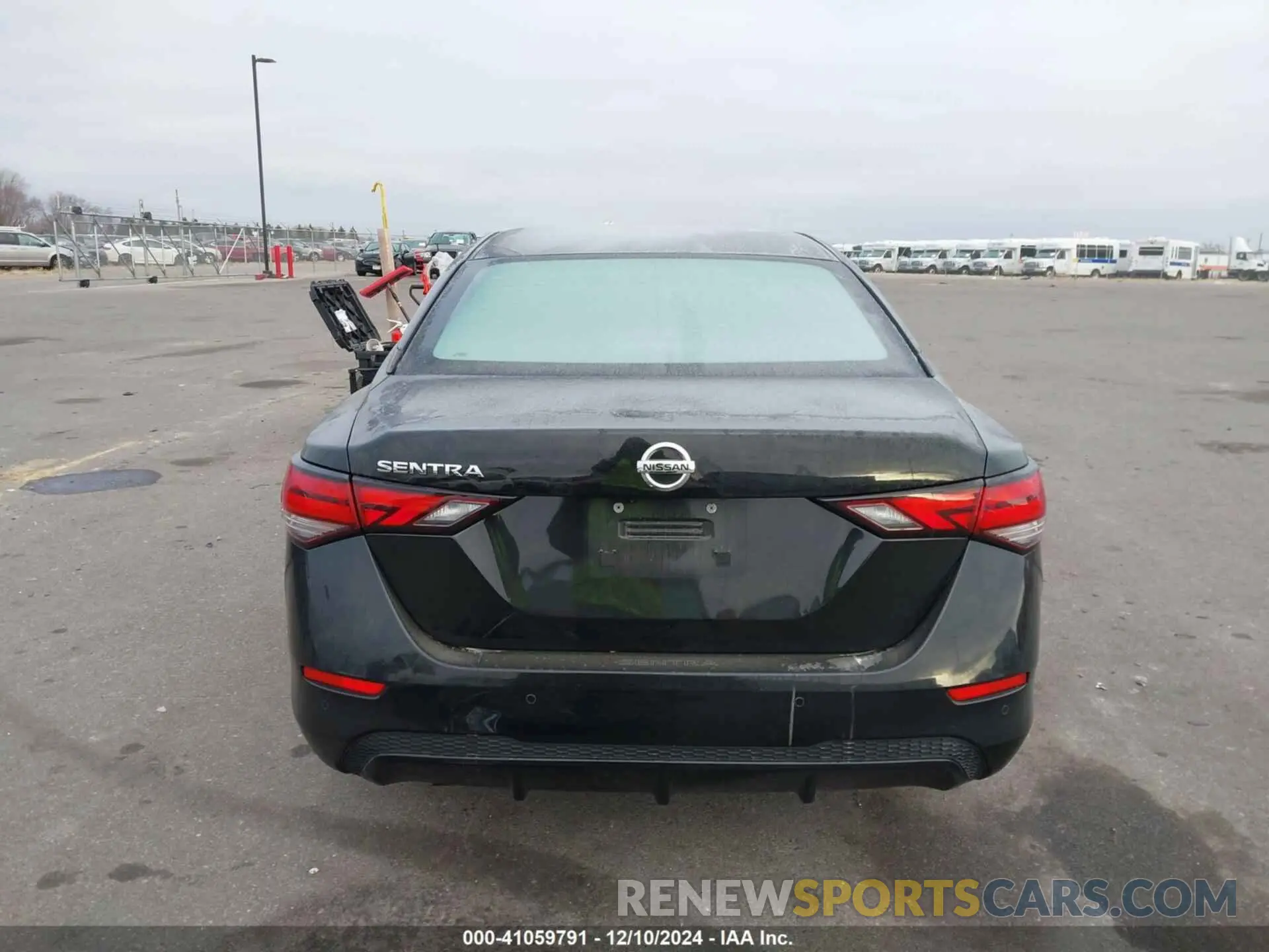 16 Photograph of a damaged car 3N1AB8BV4NY260228 NISSAN SENTRA 2022