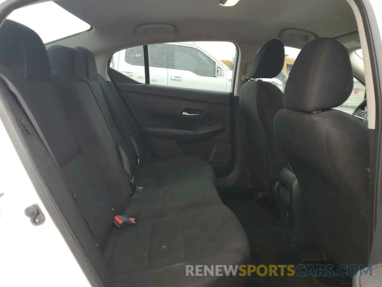 10 Photograph of a damaged car 3N1AB8BV5NY241154 NISSAN SENTRA 2022
