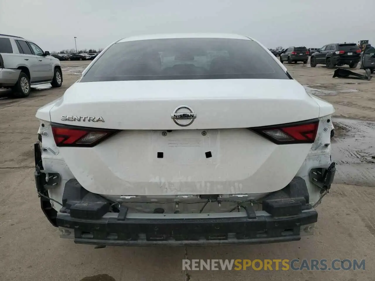 6 Photograph of a damaged car 3N1AB8BV5NY241154 NISSAN SENTRA 2022