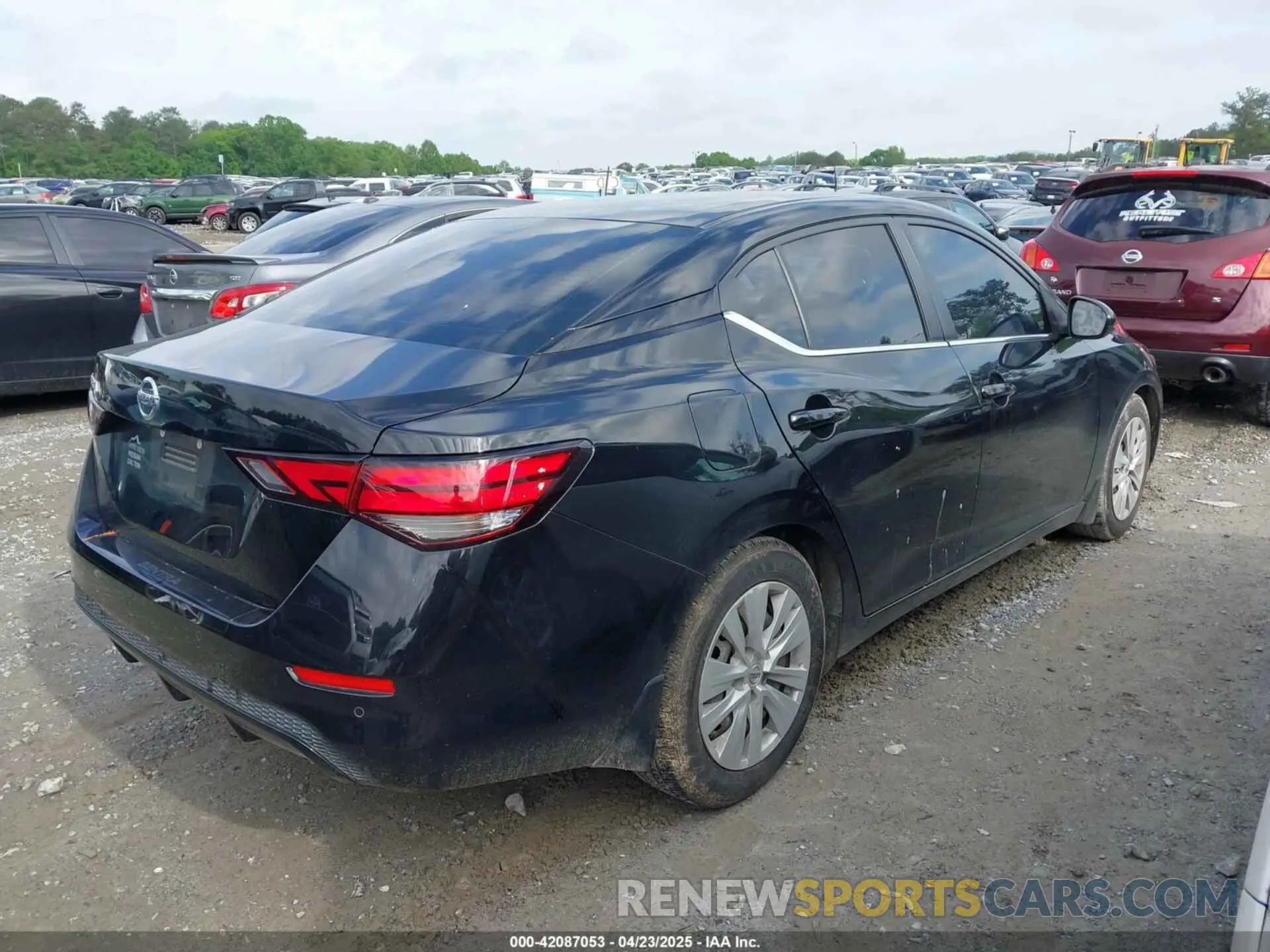 4 Photograph of a damaged car 3N1AB8BV6NY210530 NISSAN SENTRA 2022