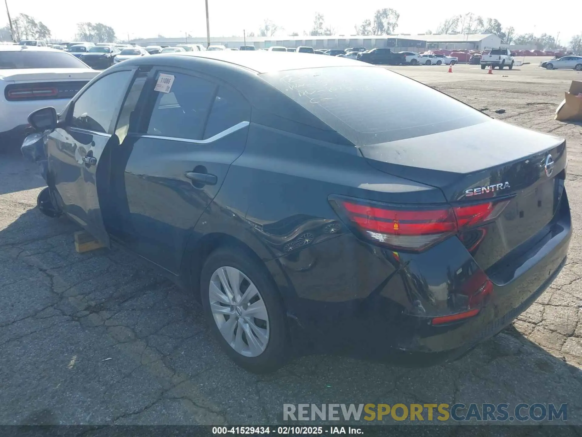 3 Photograph of a damaged car 3N1AB8BV6NY213976 NISSAN SENTRA 2022