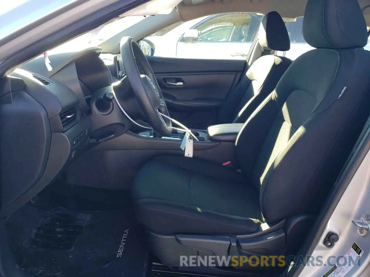 7 Photograph of a damaged car 3N1AB8BV8NY207984 NISSAN SENTRA 2022