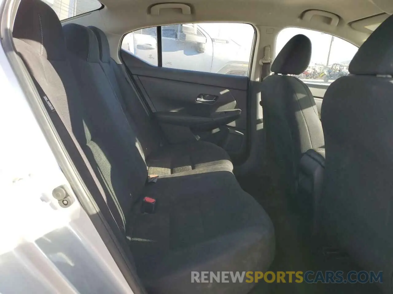 10 Photograph of a damaged car 3N1AB8BV8NY279008 NISSAN SENTRA 2022