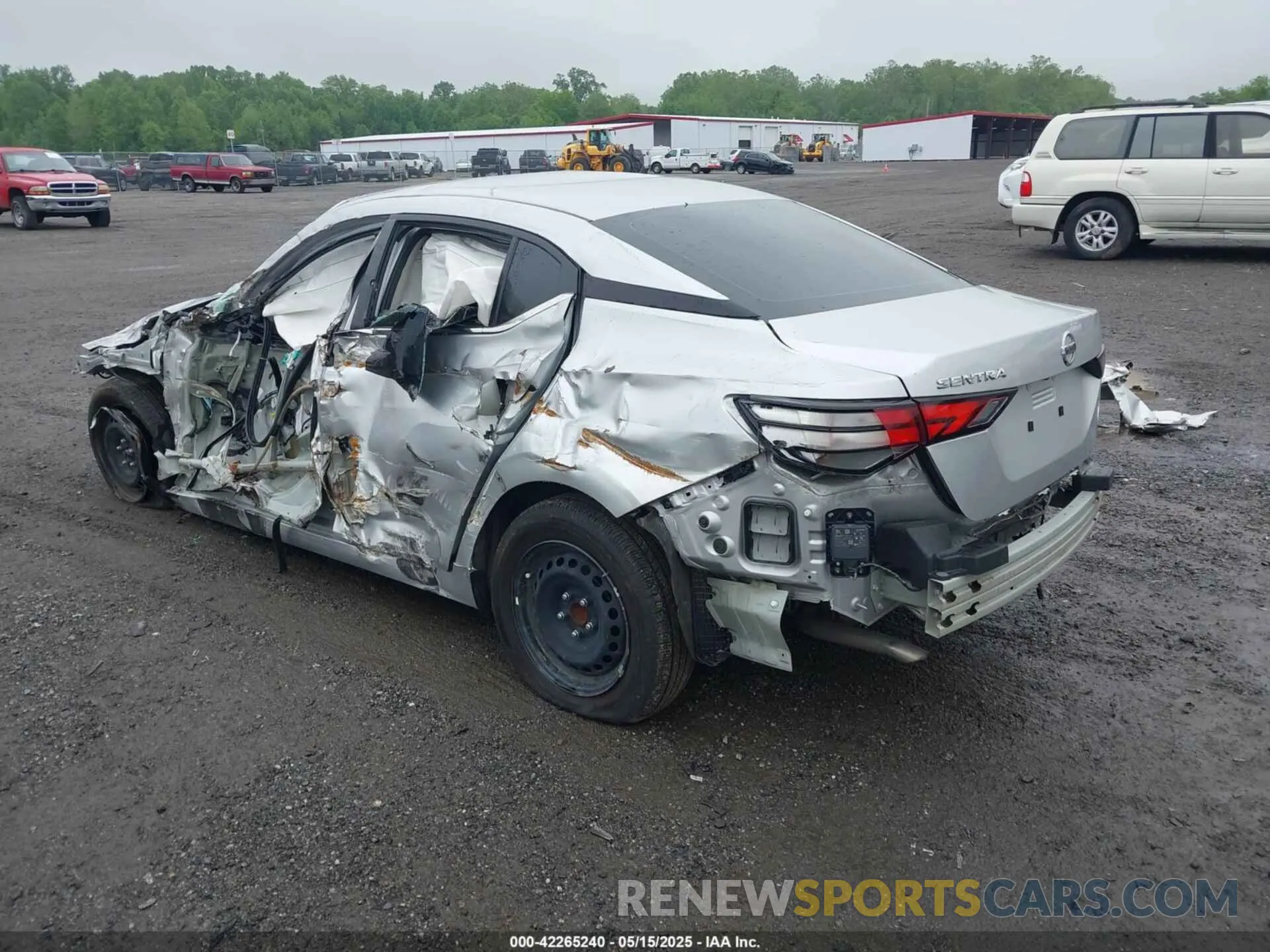 3 Photograph of a damaged car 3N1AB8BV8NY279302 NISSAN SENTRA 2022
