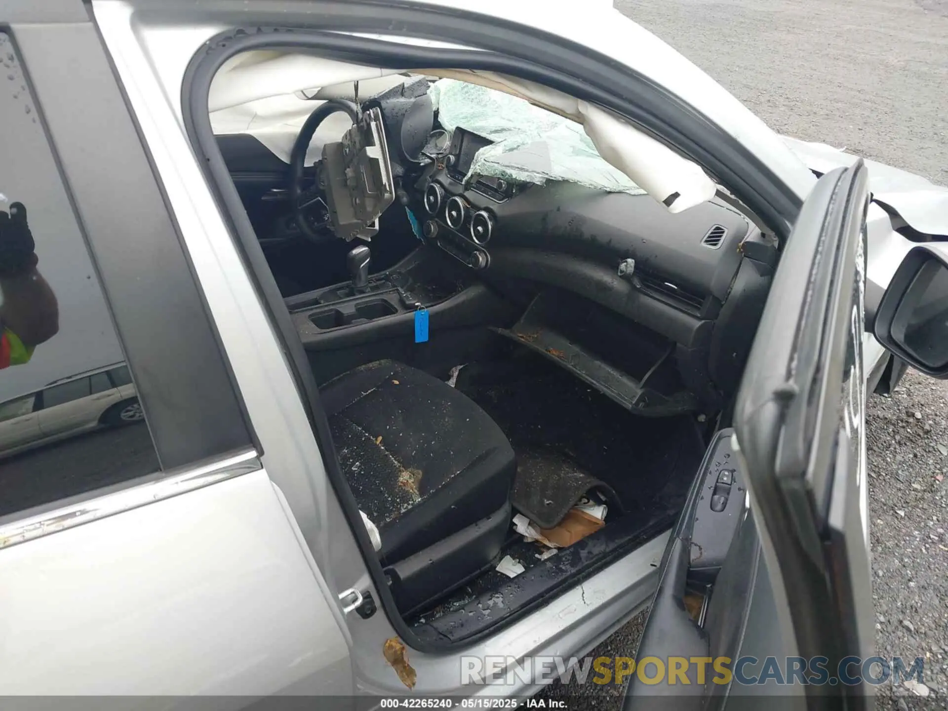 5 Photograph of a damaged car 3N1AB8BV8NY279302 NISSAN SENTRA 2022