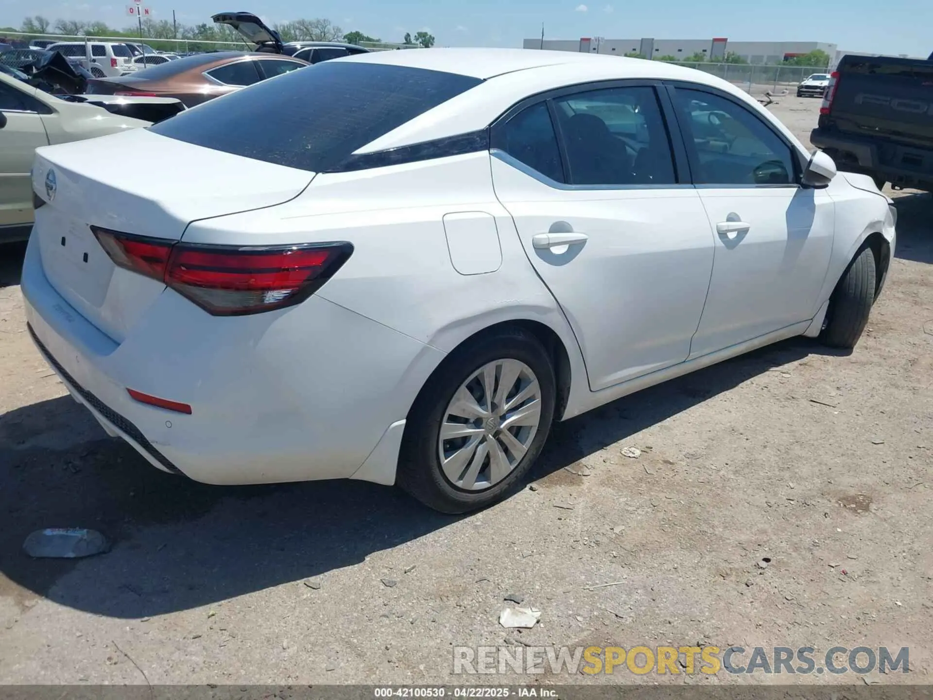4 Photograph of a damaged car 3N1AB8BV9NY238631 NISSAN SENTRA 2022