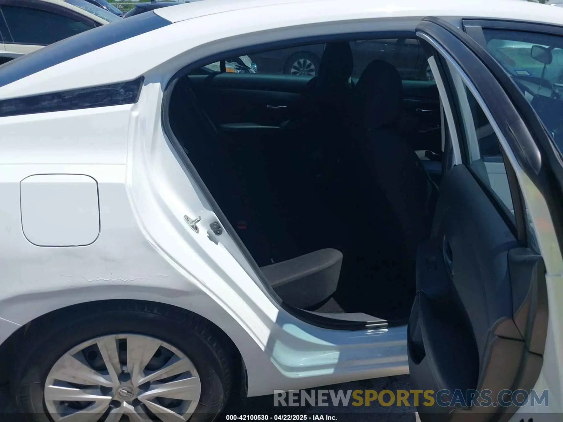8 Photograph of a damaged car 3N1AB8BV9NY238631 NISSAN SENTRA 2022