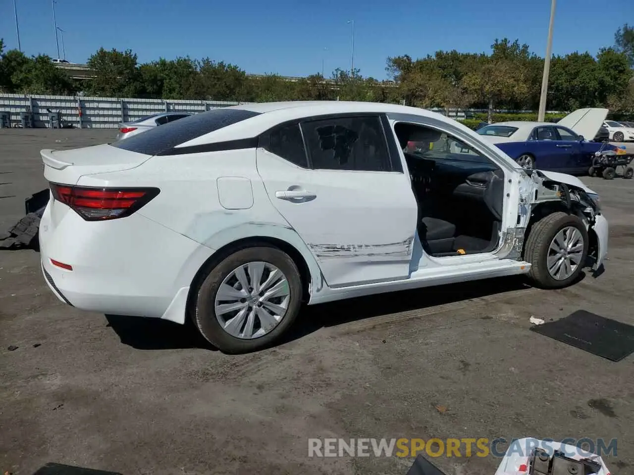 3 Photograph of a damaged car 3N1AB8BV9NY252853 NISSAN SENTRA 2022