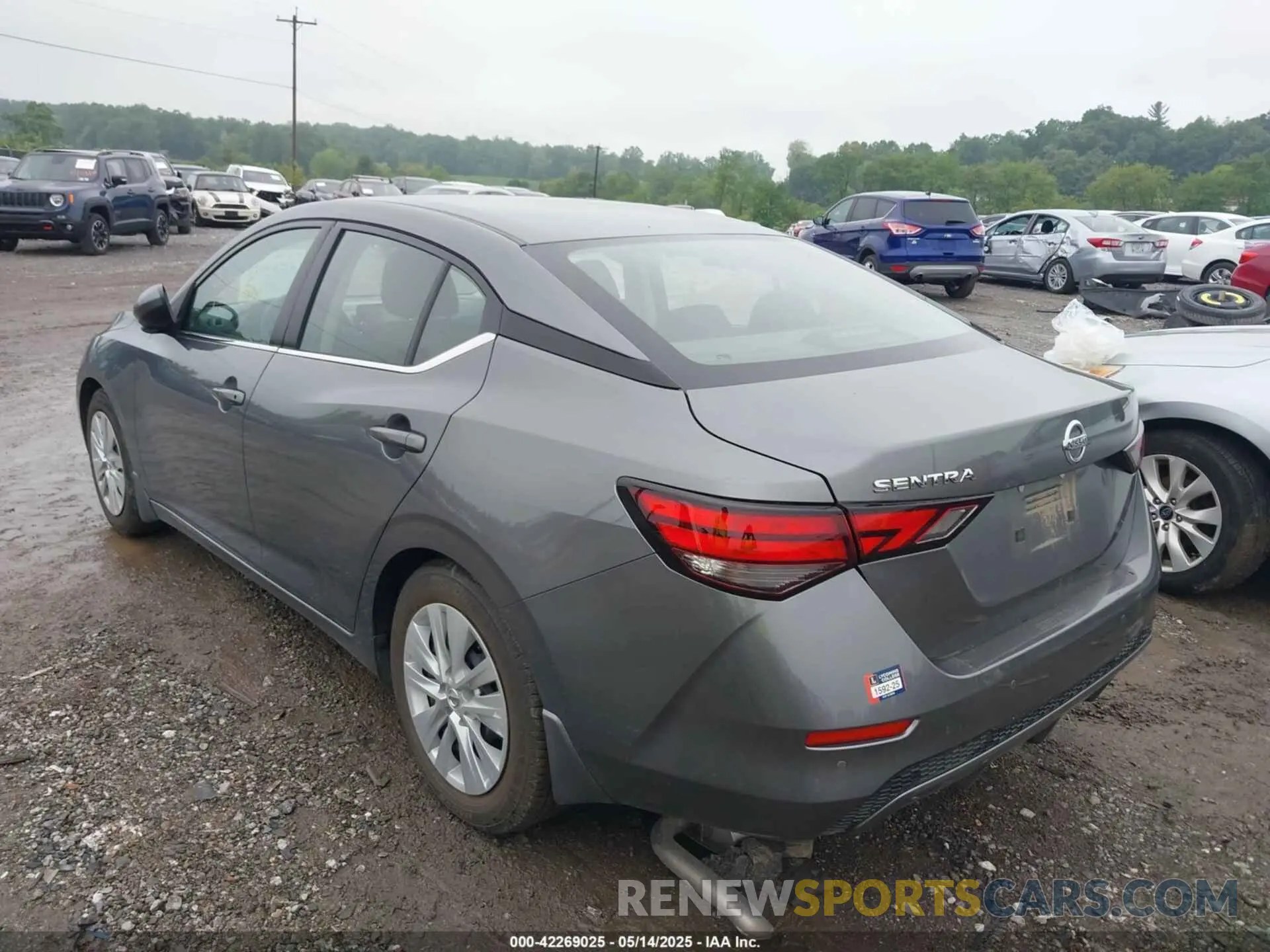 3 Photograph of a damaged car 3N1AB8BV9NY282547 NISSAN SENTRA 2022
