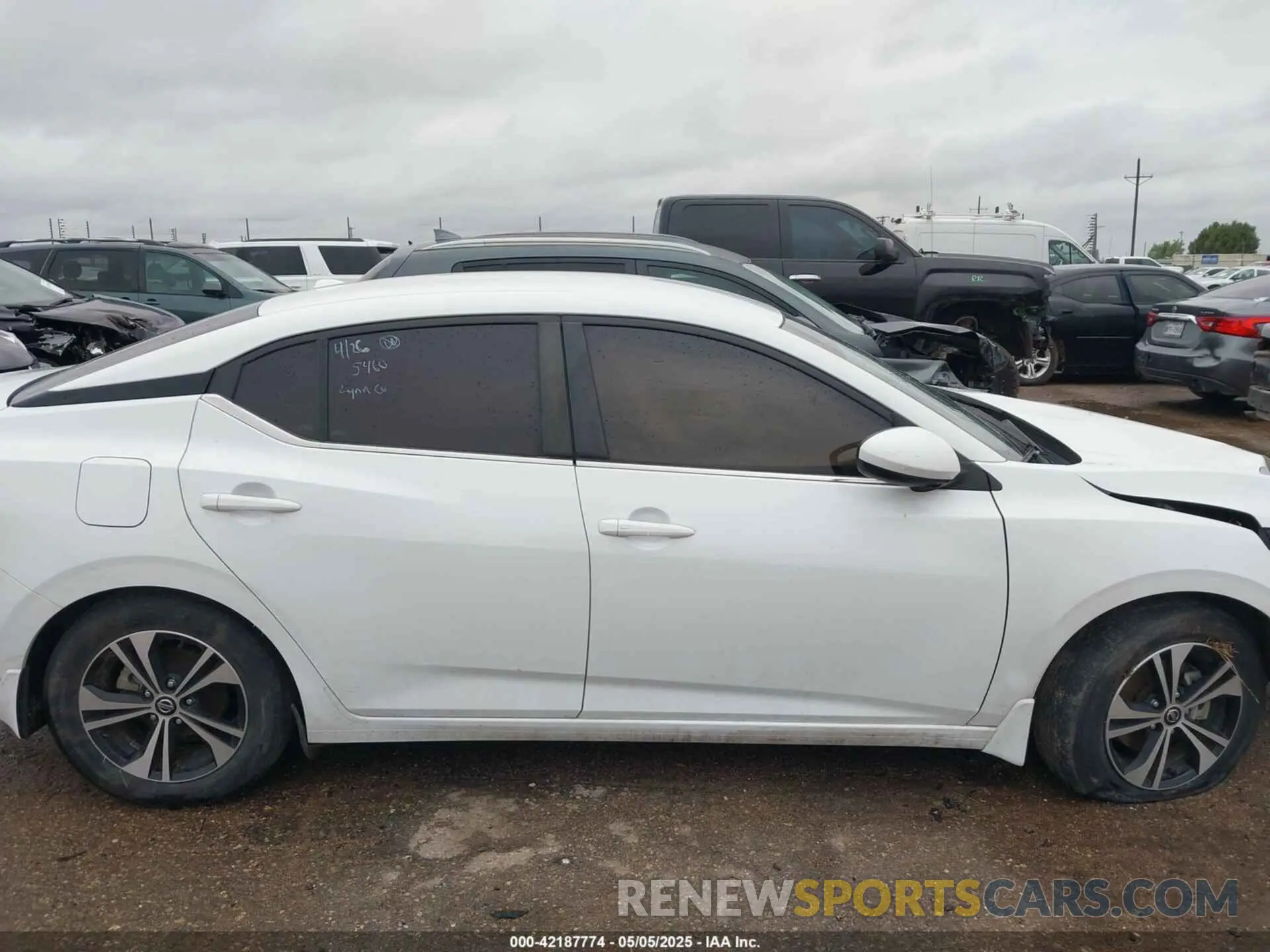 14 Photograph of a damaged car 3N1AB8CV0NY233123 NISSAN SENTRA 2022