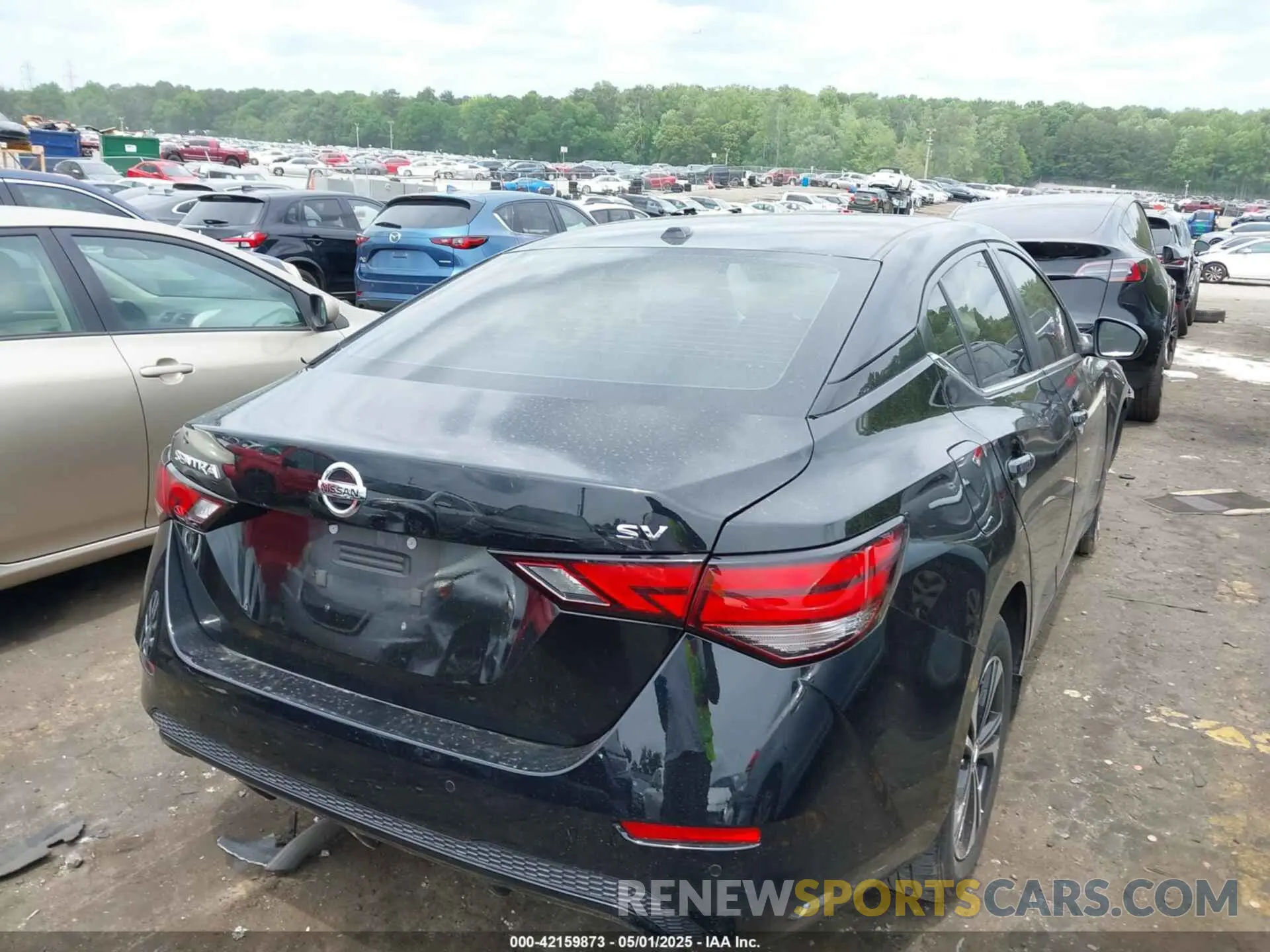 4 Photograph of a damaged car 3N1AB8CV1NY241117 NISSAN SENTRA 2022