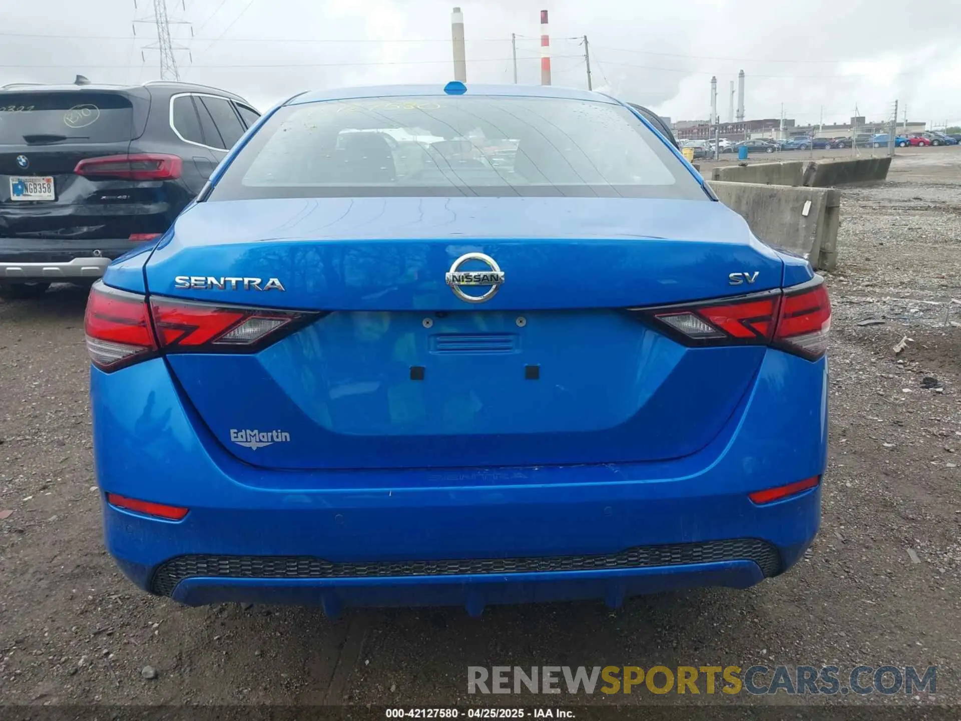 16 Photograph of a damaged car 3N1AB8CV1NY314762 NISSAN SENTRA 2022