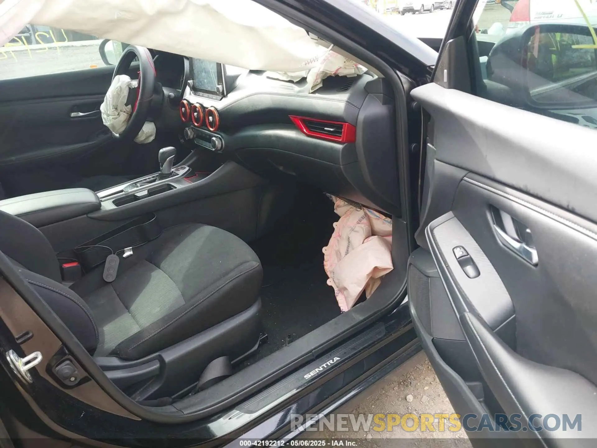 5 Photograph of a damaged car 3N1AB8CV3NY208166 NISSAN SENTRA 2022