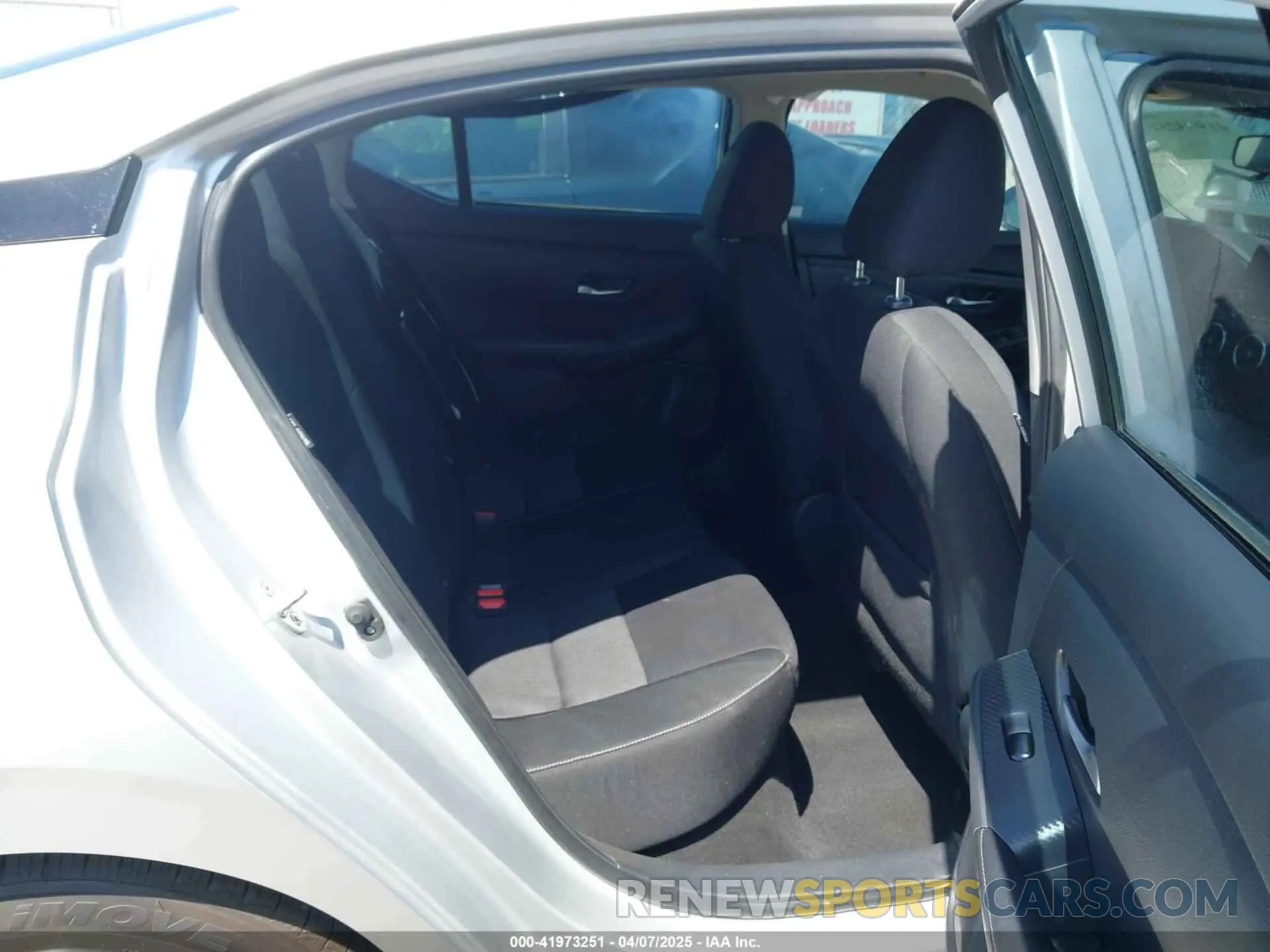 8 Photograph of a damaged car 3N1AB8CV3NY210290 NISSAN SENTRA 2022