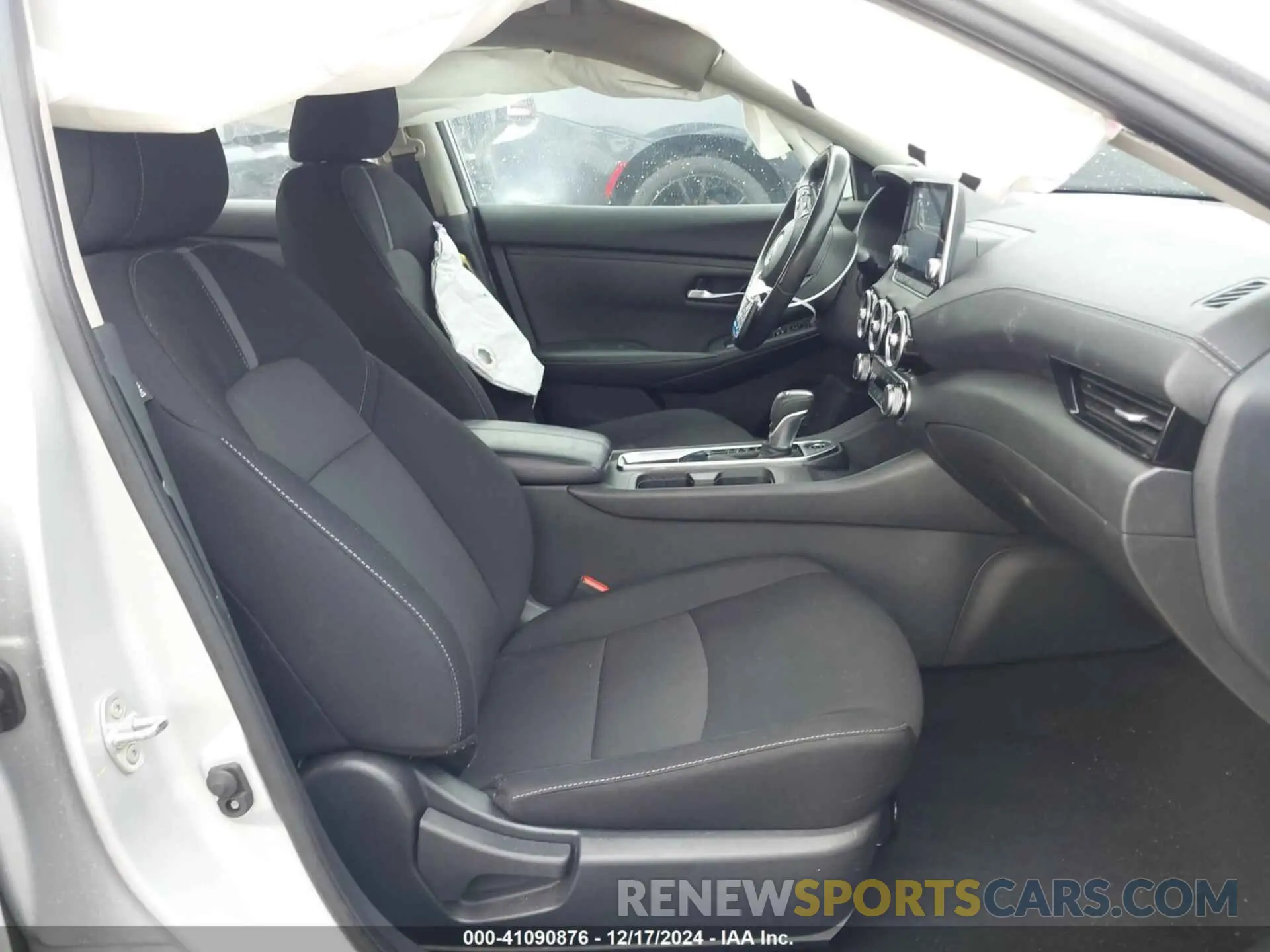 5 Photograph of a damaged car 3N1AB8CV3NY241913 NISSAN SENTRA 2022