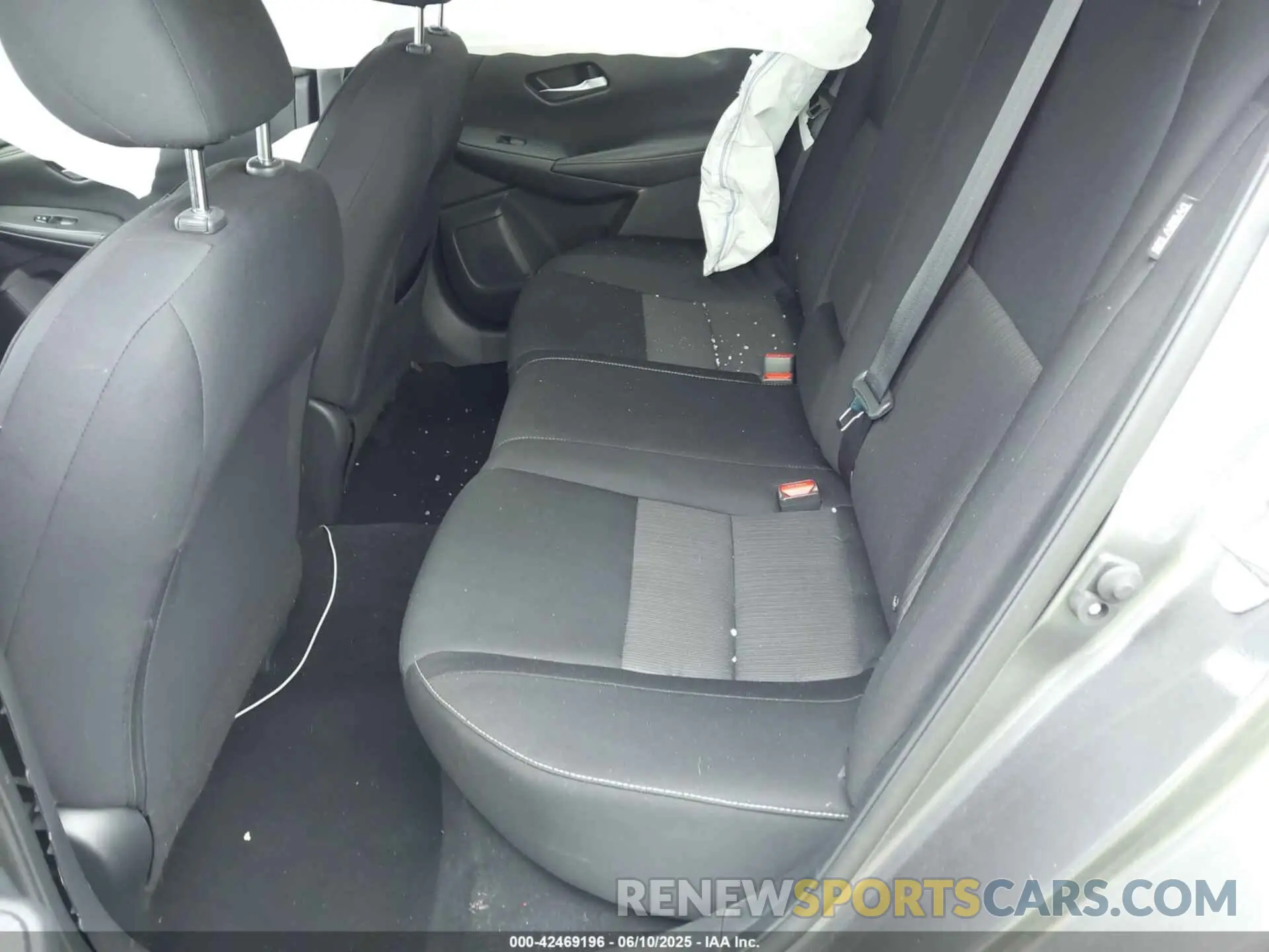 8 Photograph of a damaged car 3N1AB8CV3NY246481 NISSAN SENTRA 2022