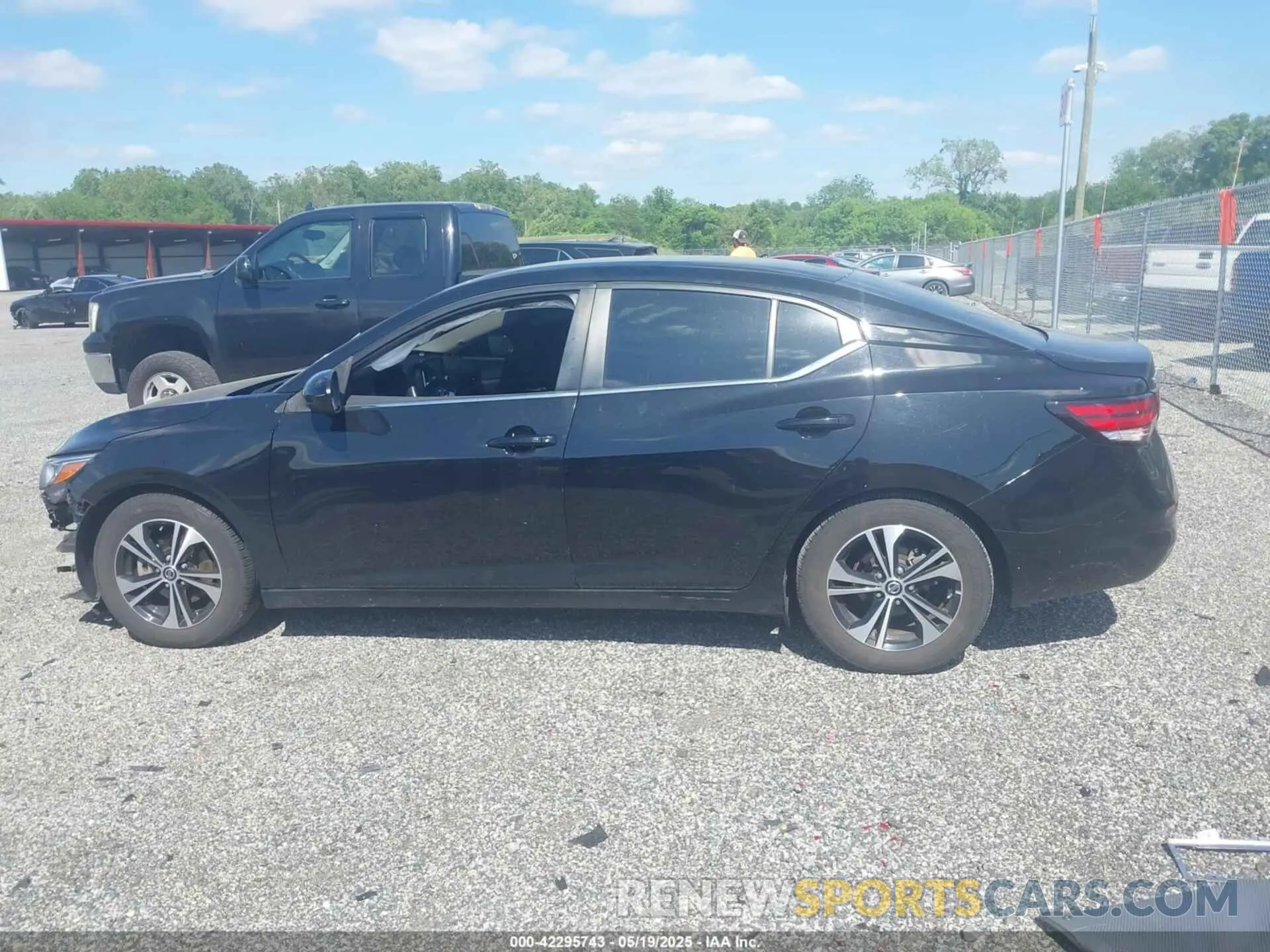 15 Photograph of a damaged car 3N1AB8CV3NY269663 NISSAN SENTRA 2022