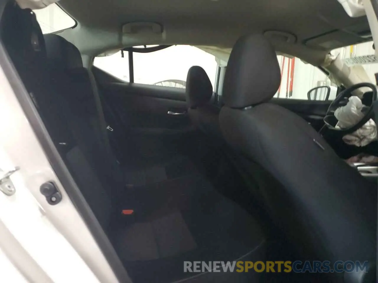 10 Photograph of a damaged car 3N1AB8CV4NY202506 NISSAN SENTRA 2022