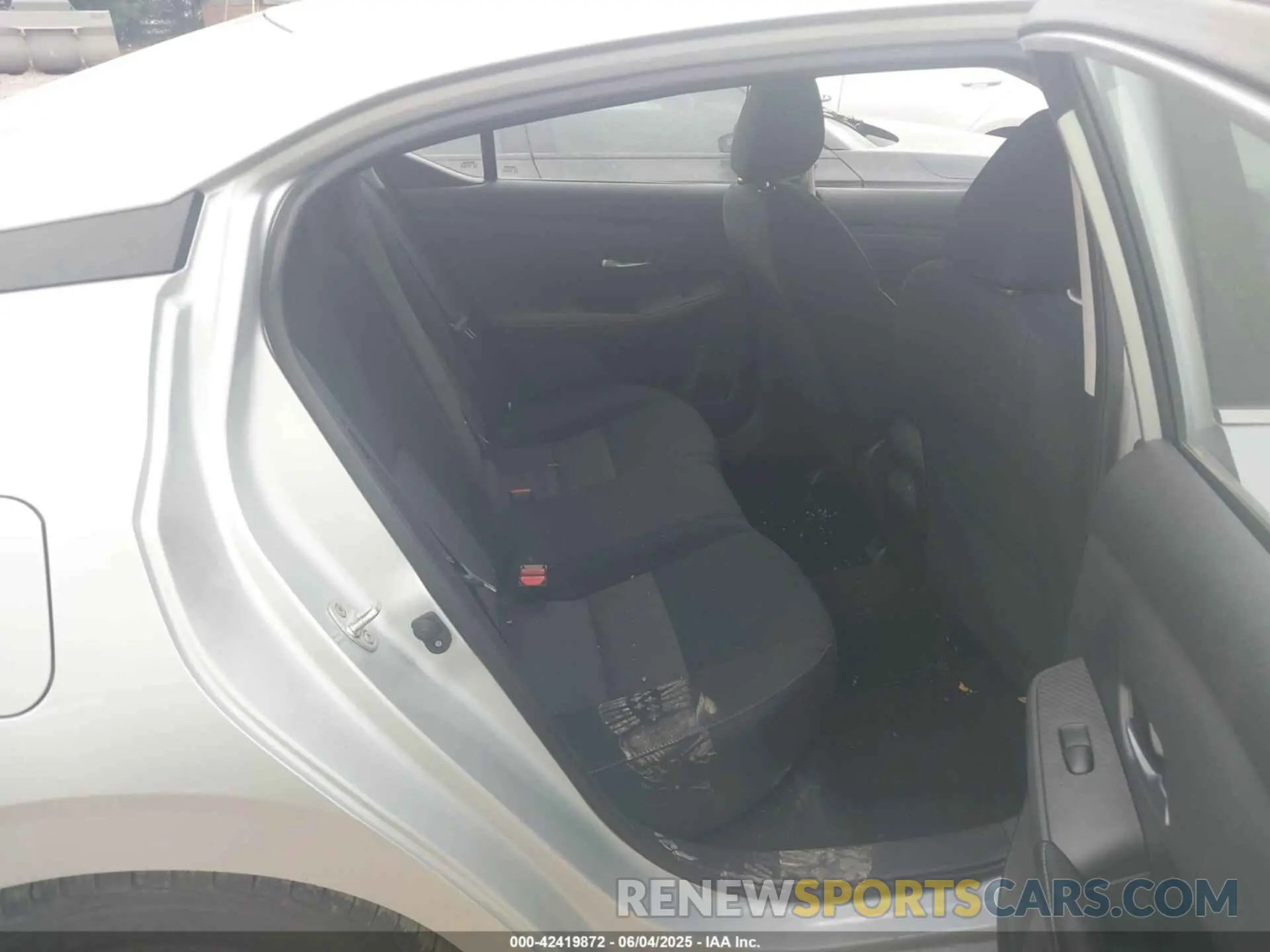 8 Photograph of a damaged car 3N1AB8CV4NY206684 NISSAN SENTRA 2022