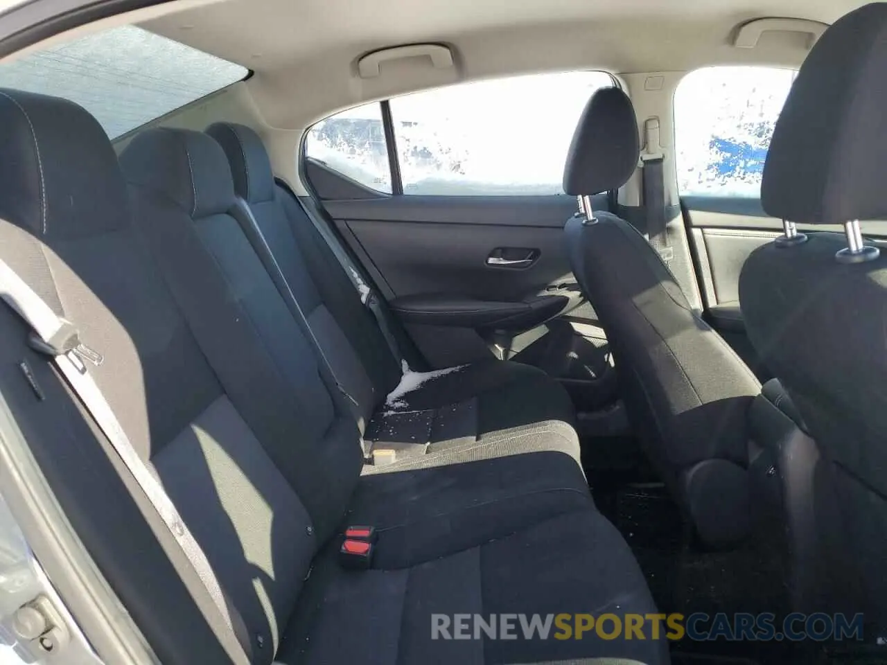 10 Photograph of a damaged car 3N1AB8CV4NY260843 NISSAN SENTRA 2022