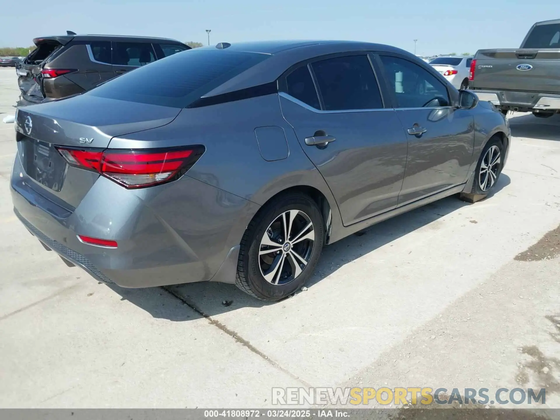 4 Photograph of a damaged car 3N1AB8CV5NY210243 NISSAN SENTRA 2022