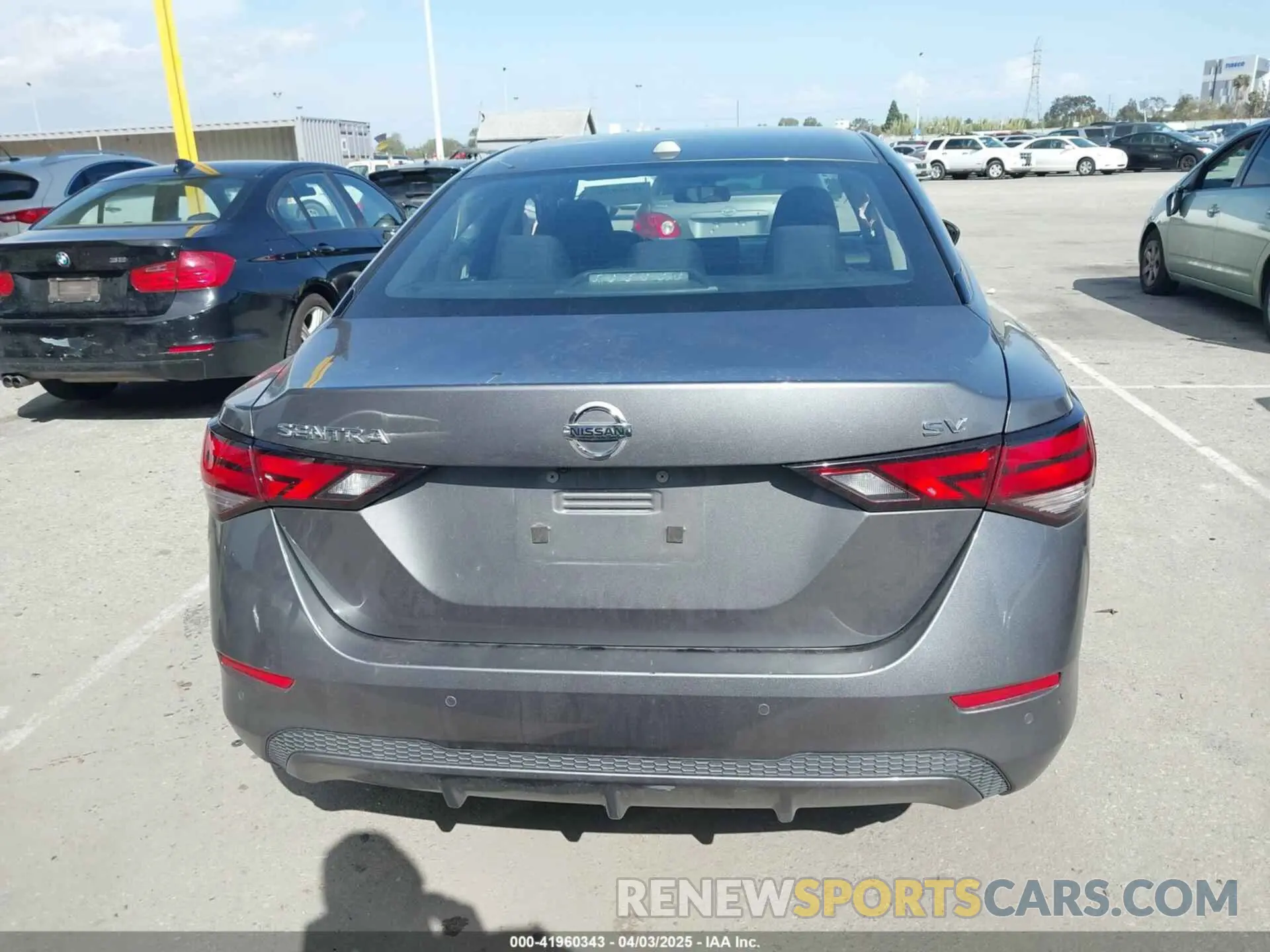 16 Photograph of a damaged car 3N1AB8CV5NY283337 NISSAN SENTRA 2022