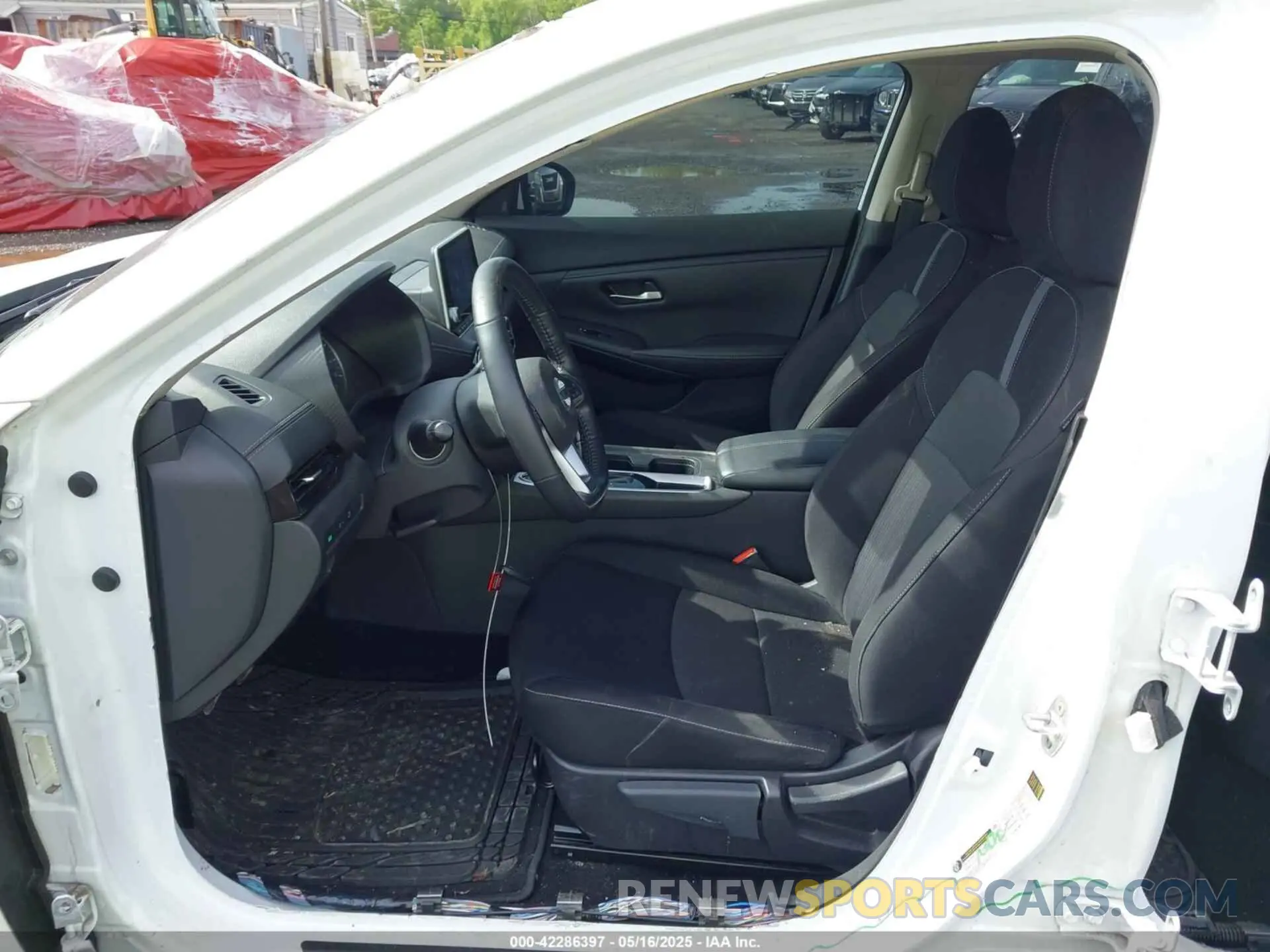 5 Photograph of a damaged car 3N1AB8CV5NY292832 NISSAN SENTRA 2022
