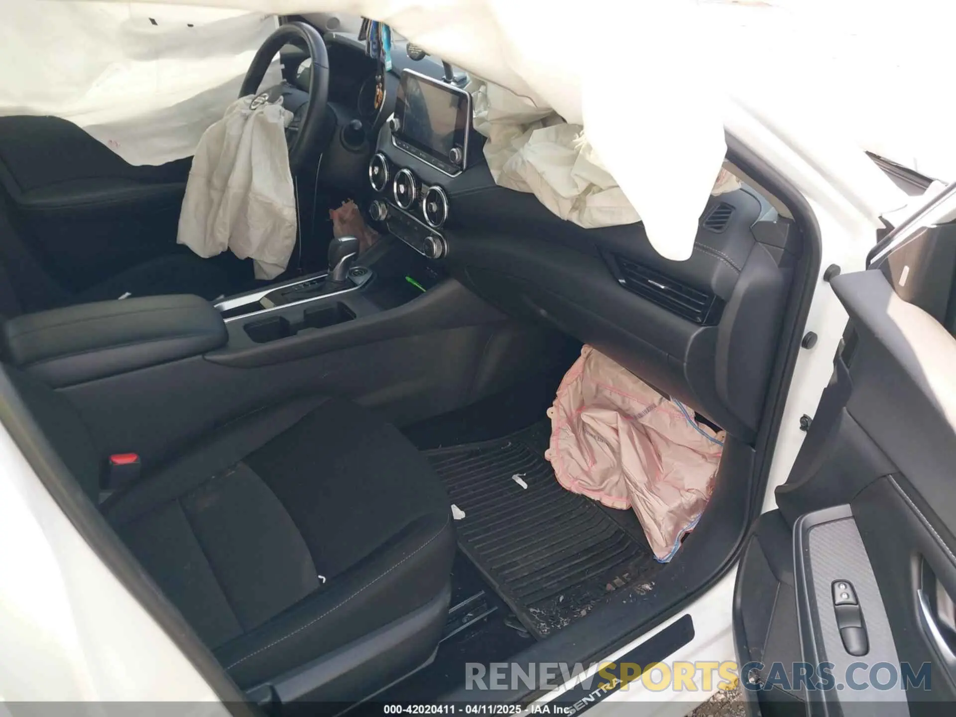 5 Photograph of a damaged car 3N1AB8CV5NY299764 NISSAN SENTRA 2022