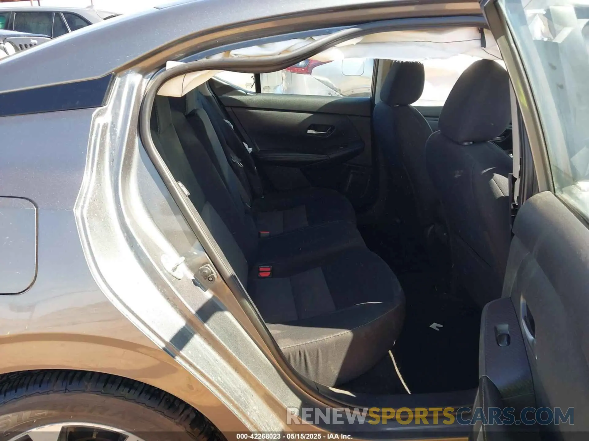 8 Photograph of a damaged car 3N1AB8CV5NY315252 NISSAN SENTRA 2022