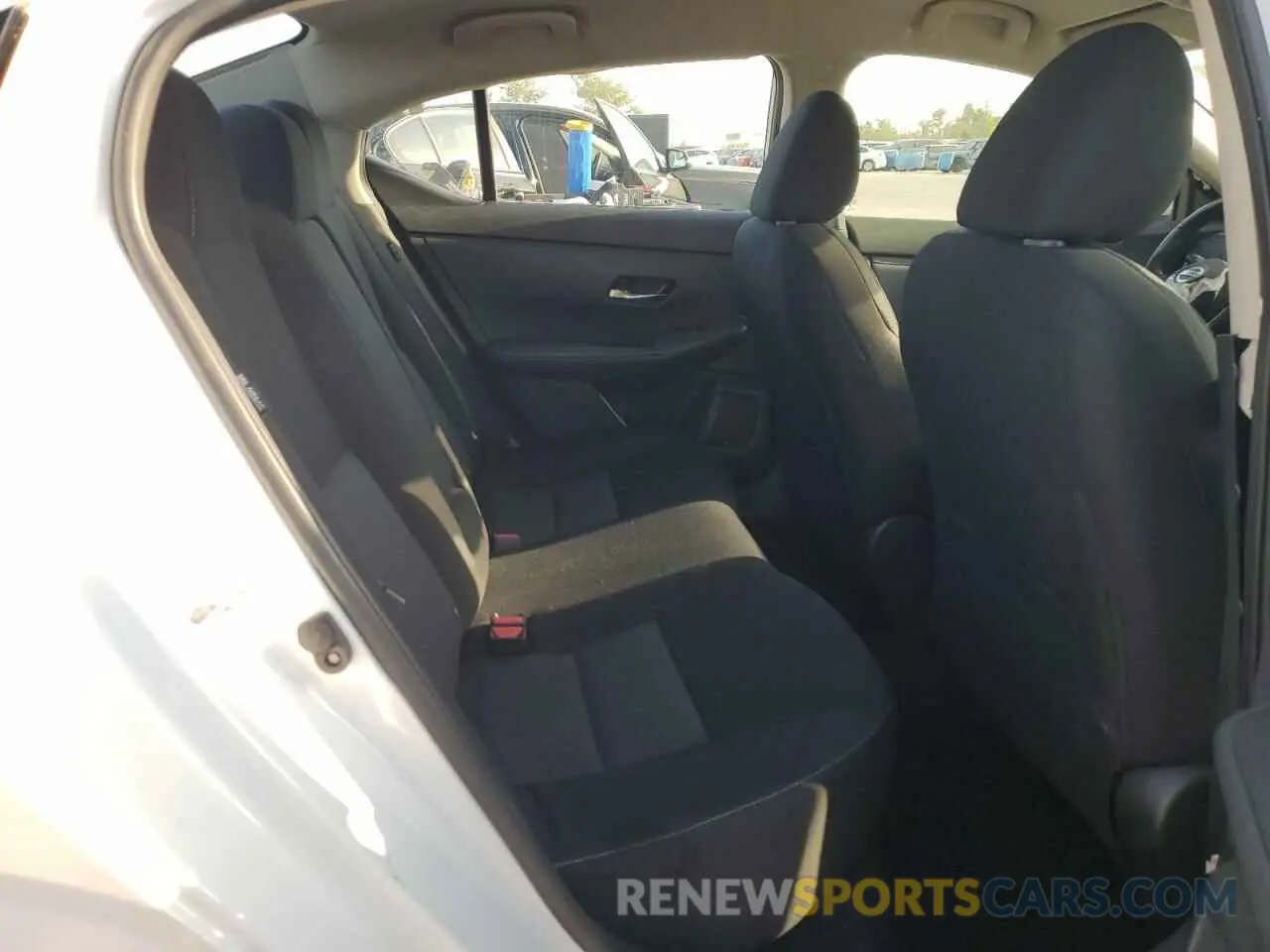 10 Photograph of a damaged car 3N1AB8CV5NY317776 NISSAN SENTRA 2022